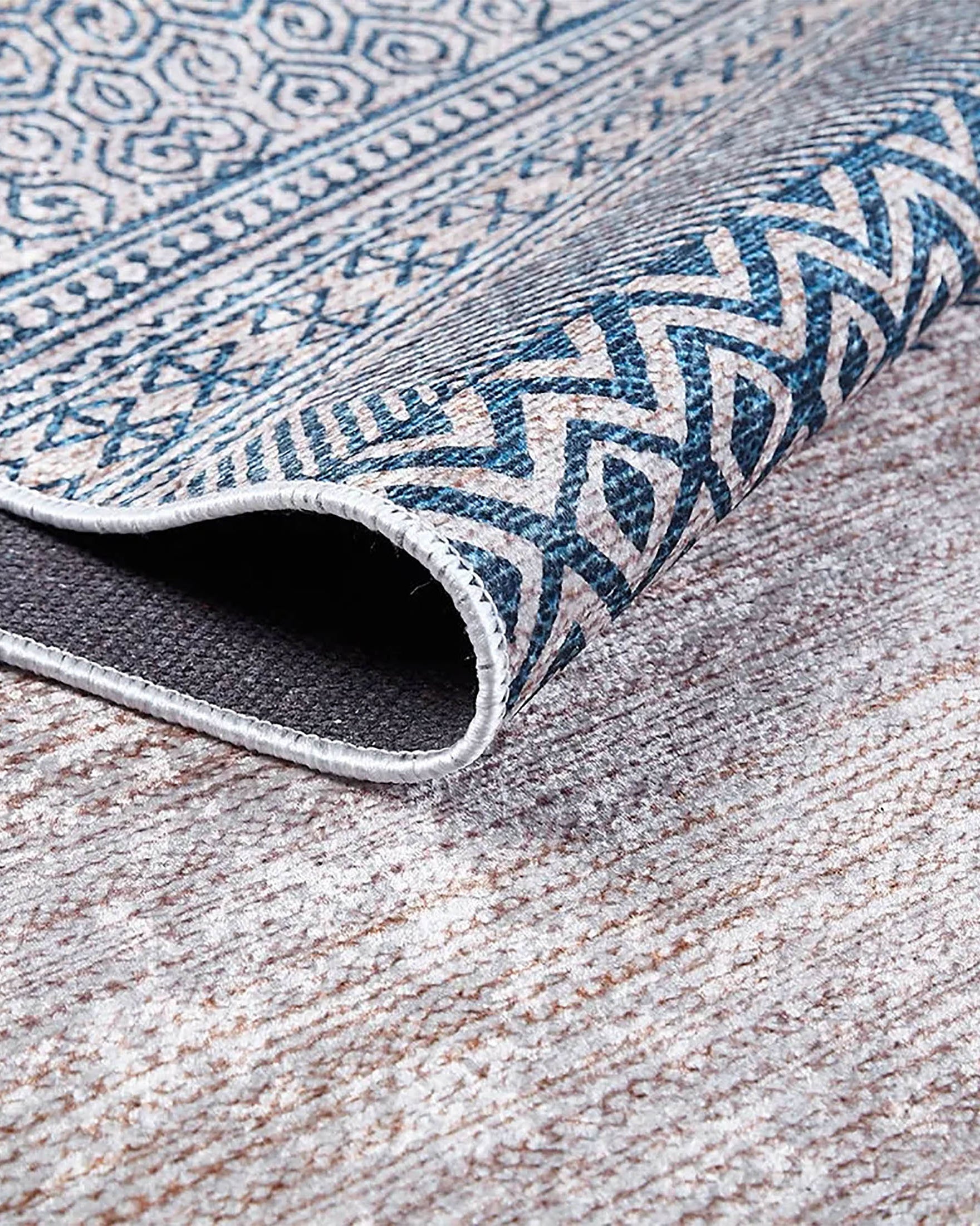 Josie Turkish Ethnic Kilim Geometric Rug