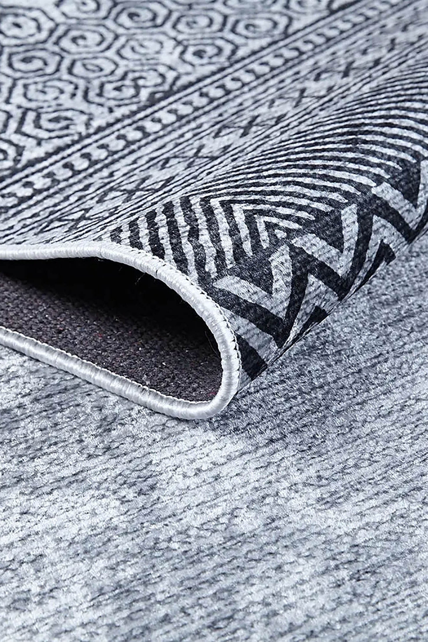 Rylee Turkish Ethnic Kilim Geometric Gray Rug