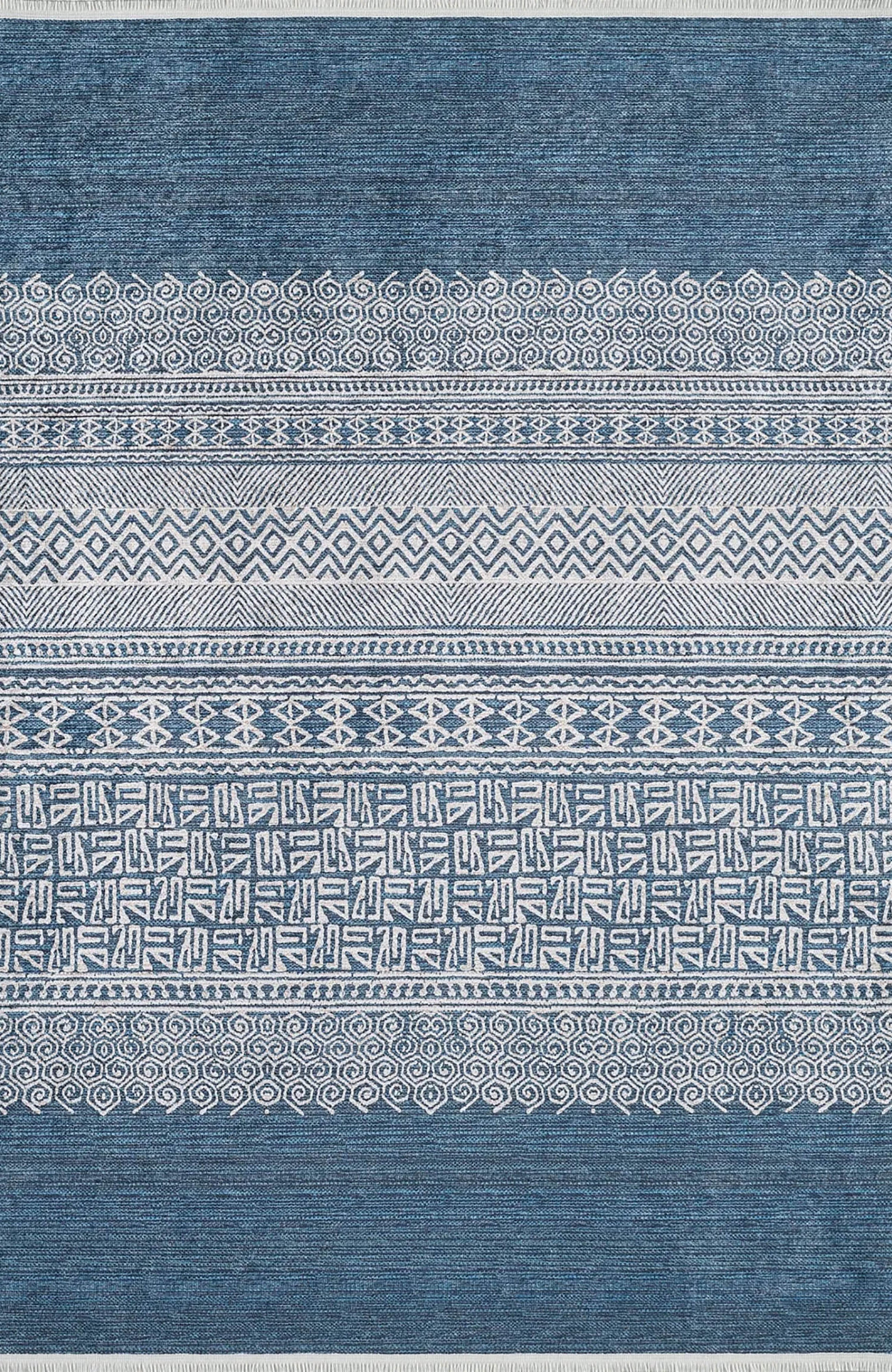 Adalynn Turkish Ethnic Kilim Geometric Rug