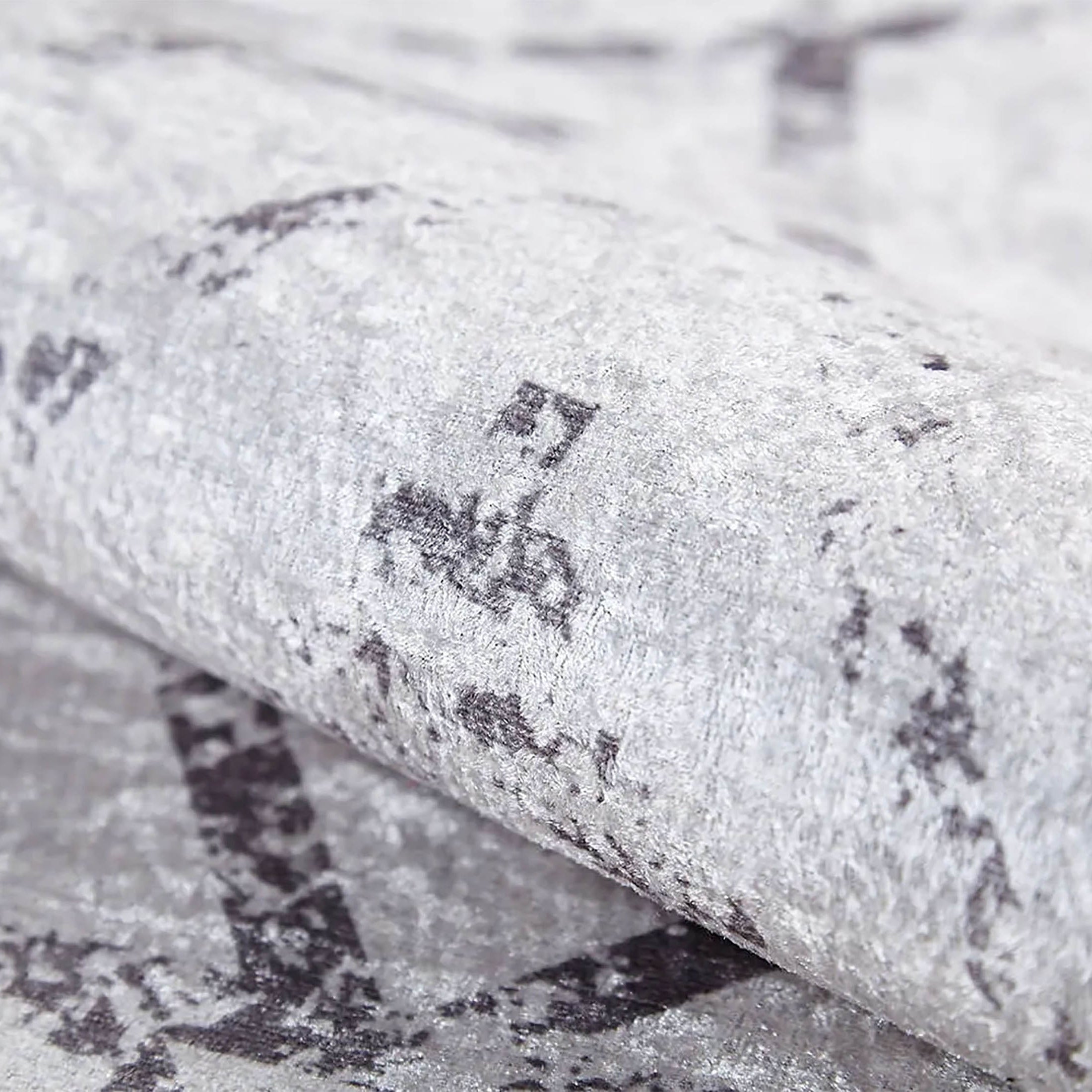 Isabel Geometric Antique Vintage Decor Rug