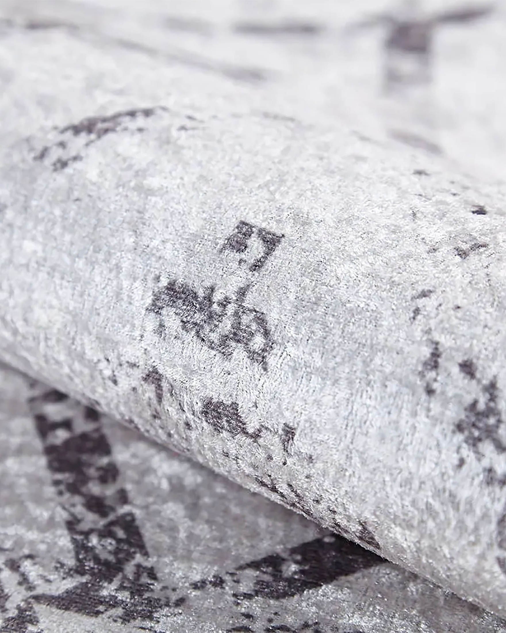 Isabel Geometric Antique Vintage Decor Rug