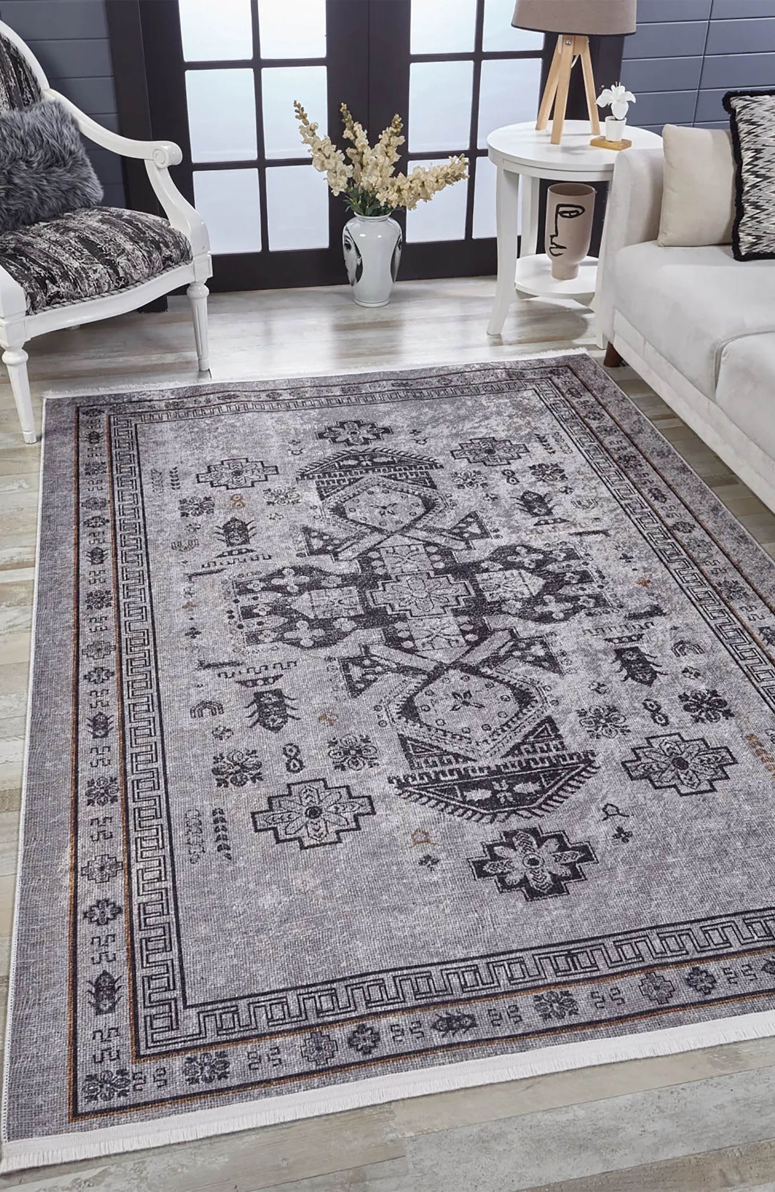 Noelle Turkish Oriental Medallion Geometric Rug