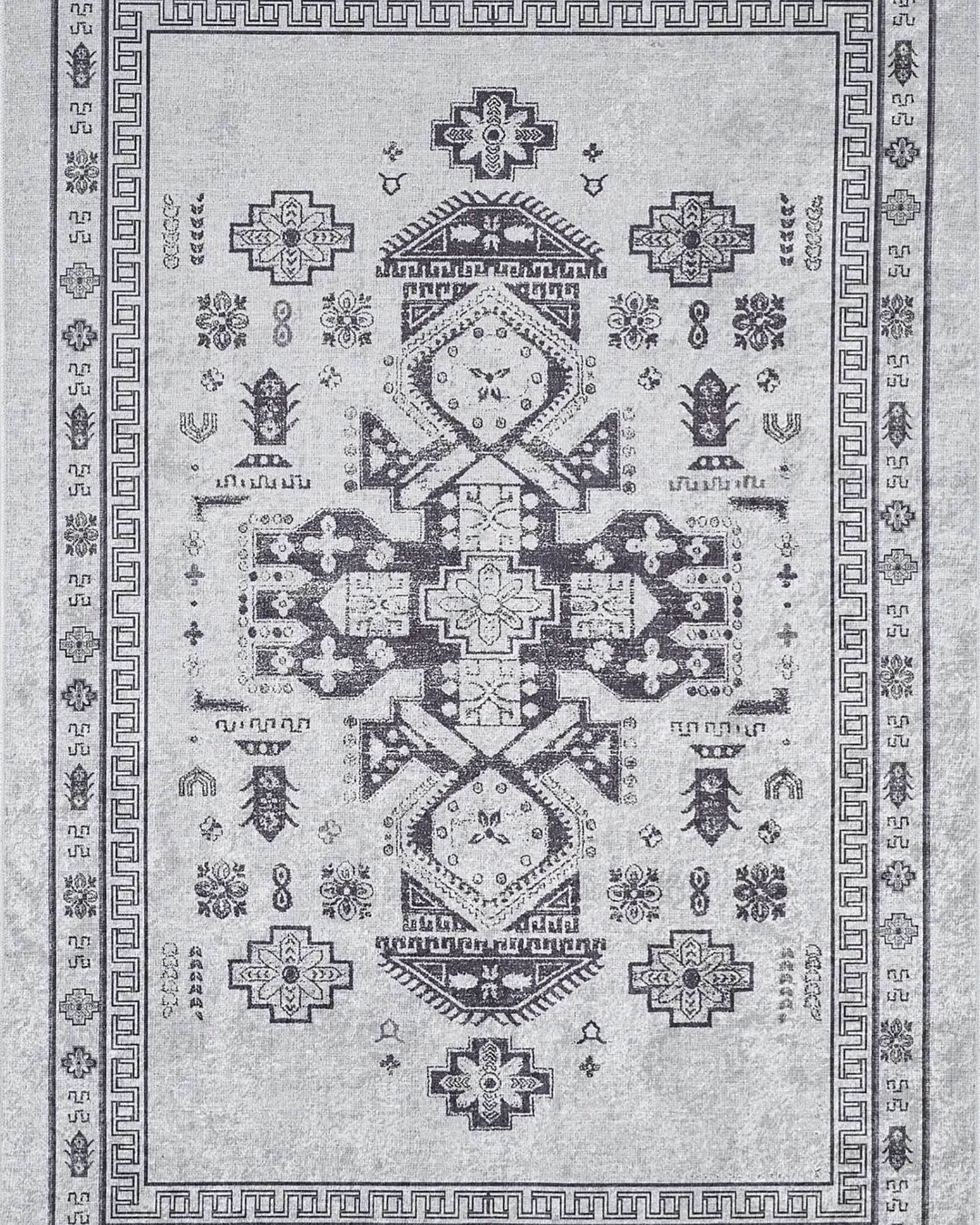Aitana Turkish Oriental Medallion Geometric Rug