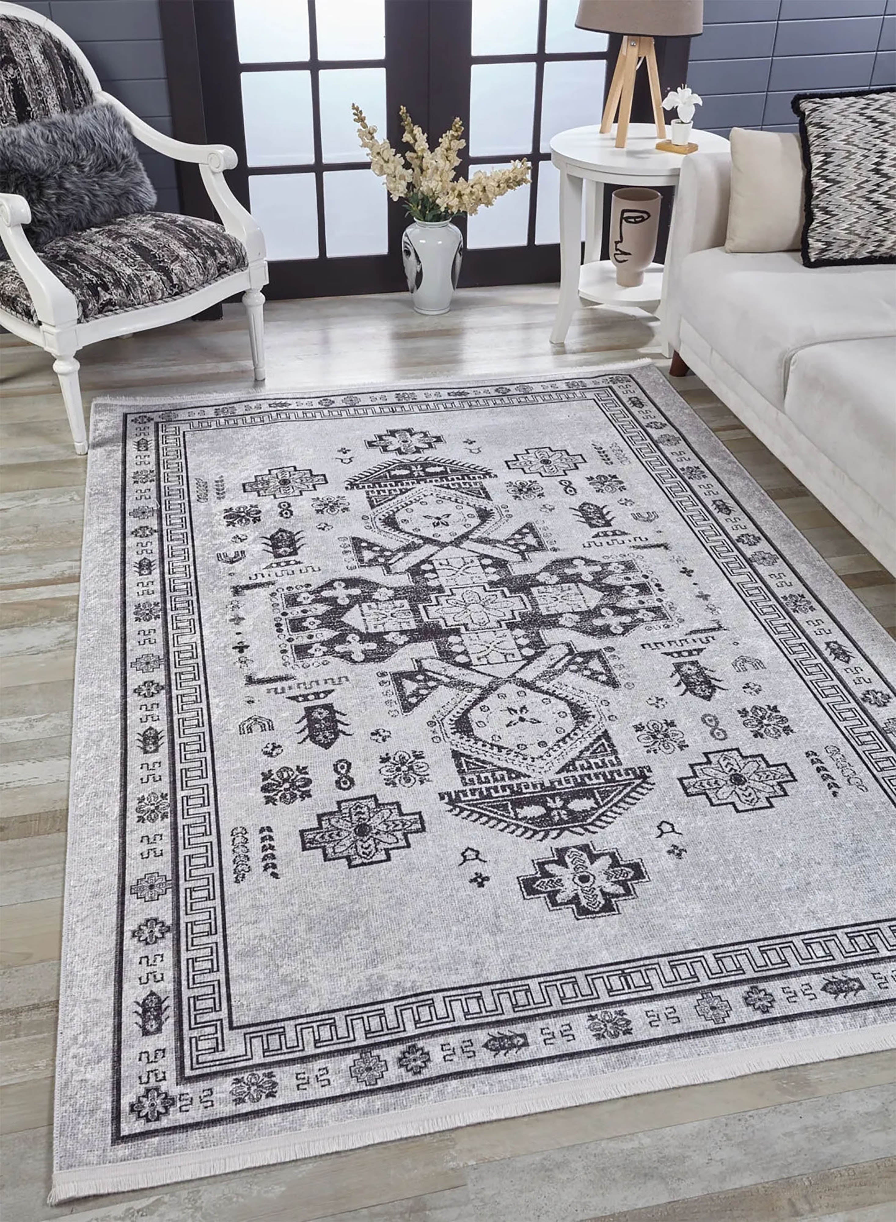 Aitana Turkish Oriental Medallion Geometric Rug
