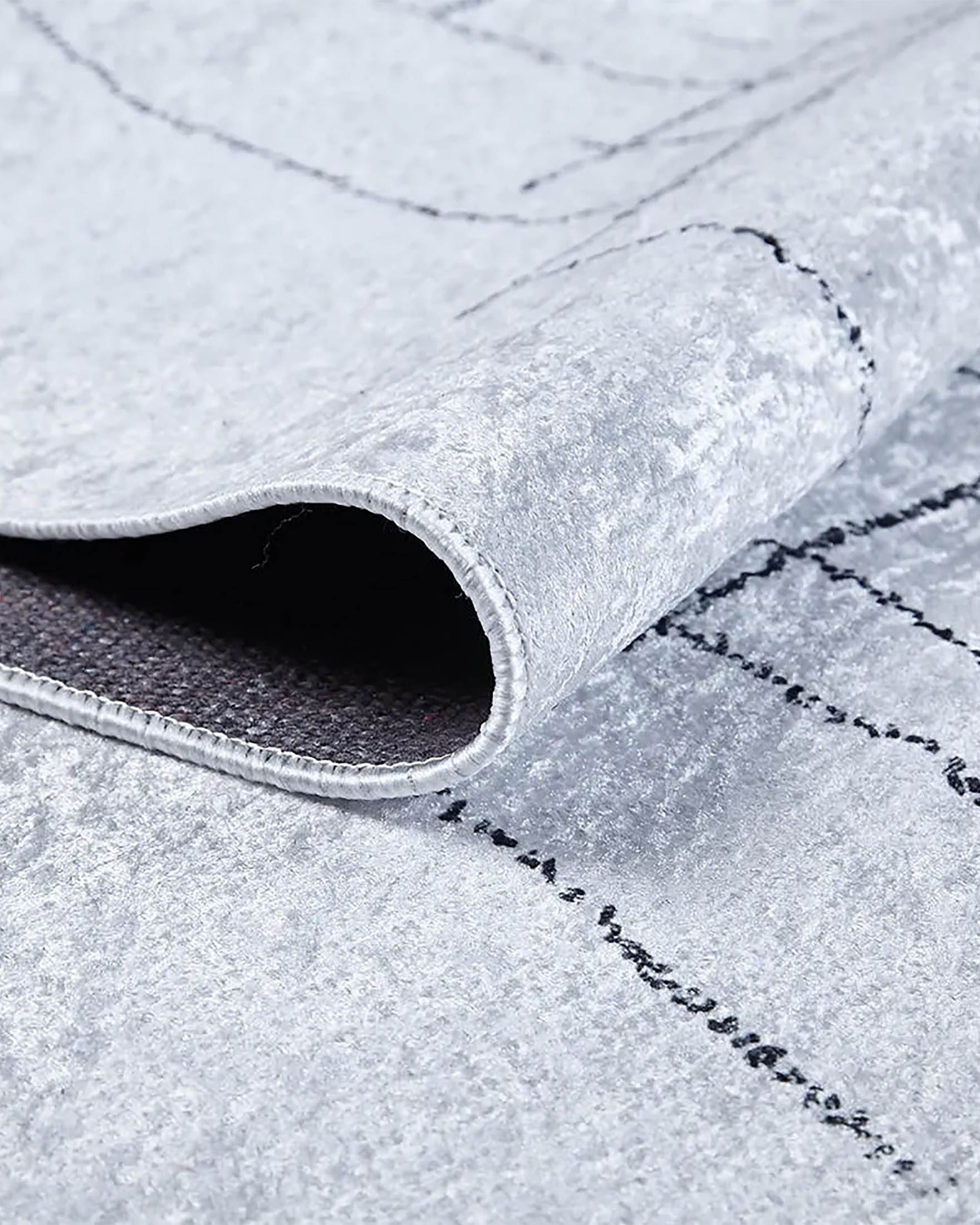 Camille Trellis Geometric Luxury Cream Black Rug