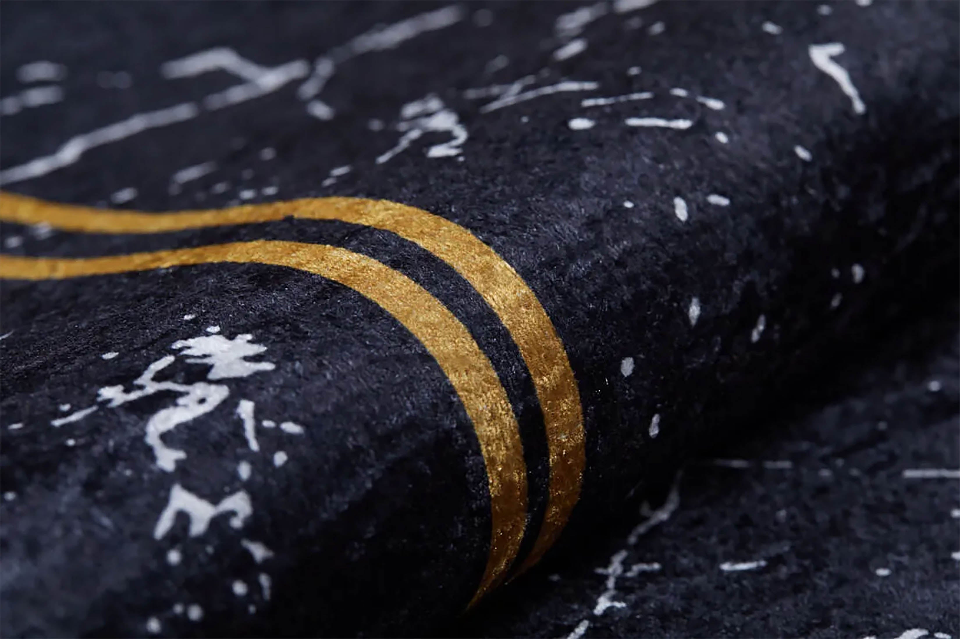 Lilah Geometric Marble Border Modern Rug