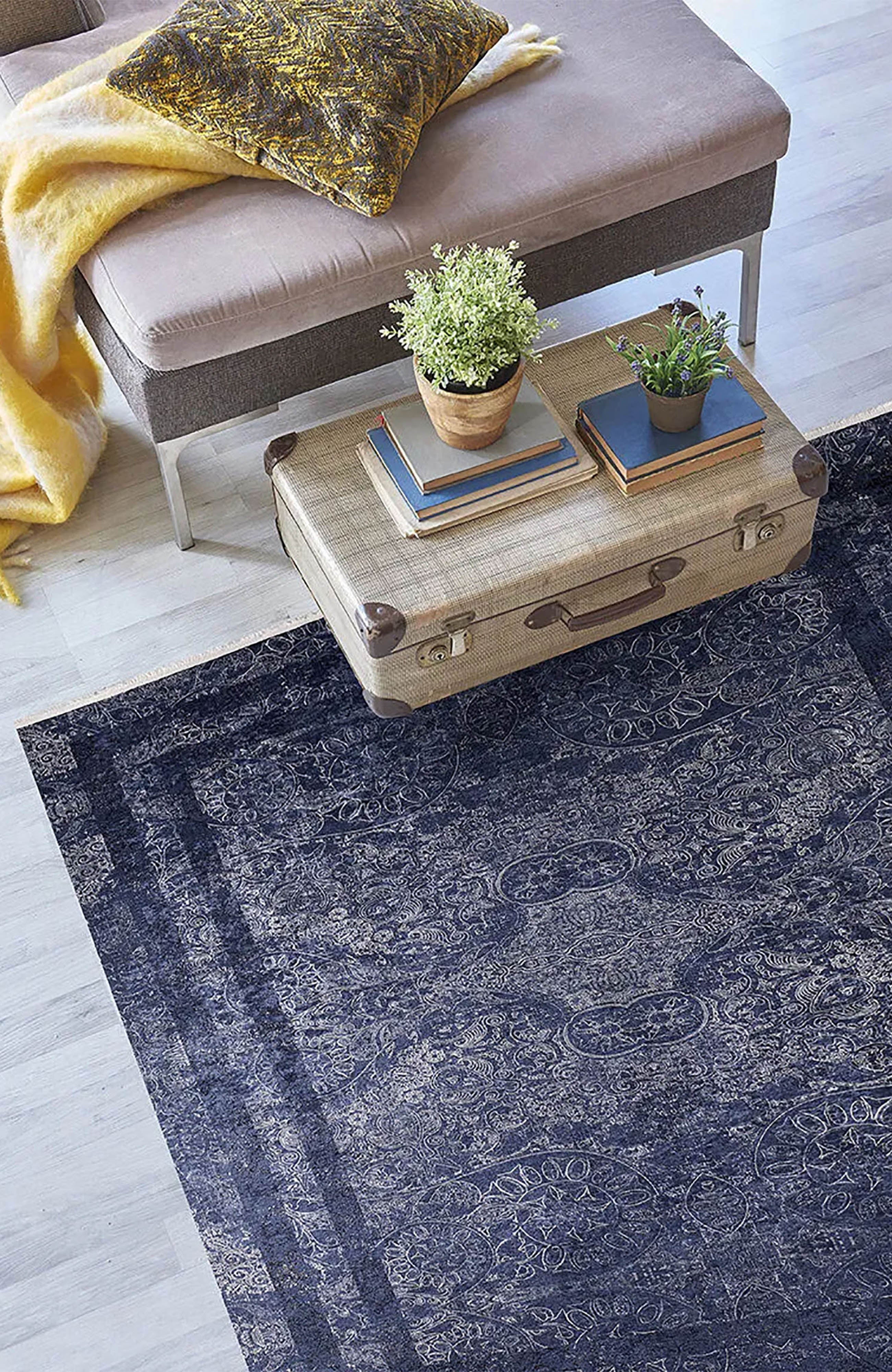 Marisol Marble Navy Blue Bordered Geometric Rug