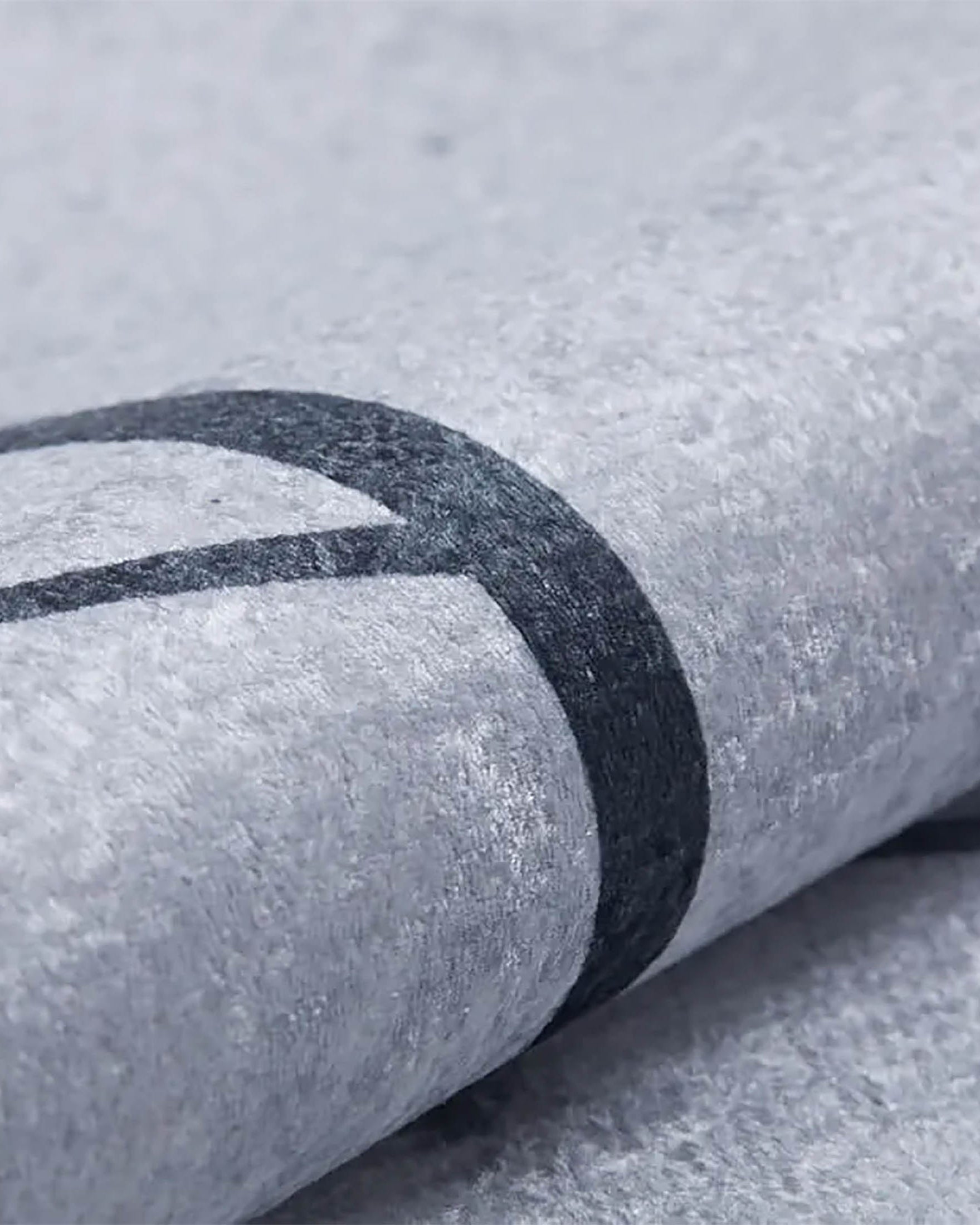 Naya Geometric Border Modern Home Decor Rug