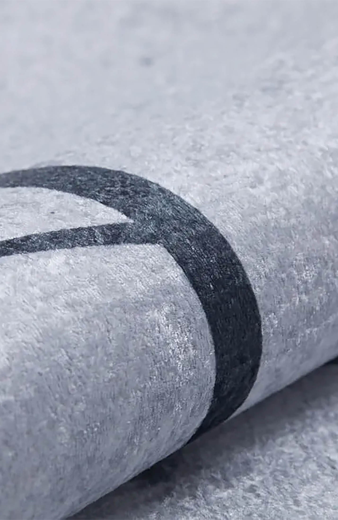 Naya Geometric Border Modern Home Decor Rug