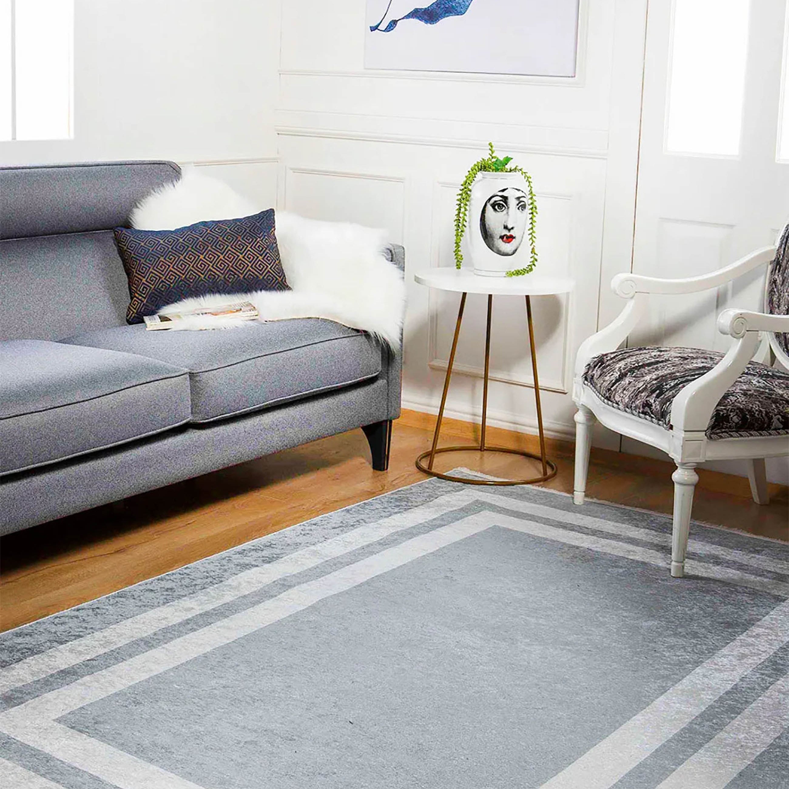 Evie Geometric Gray Luxury Bordered Rug