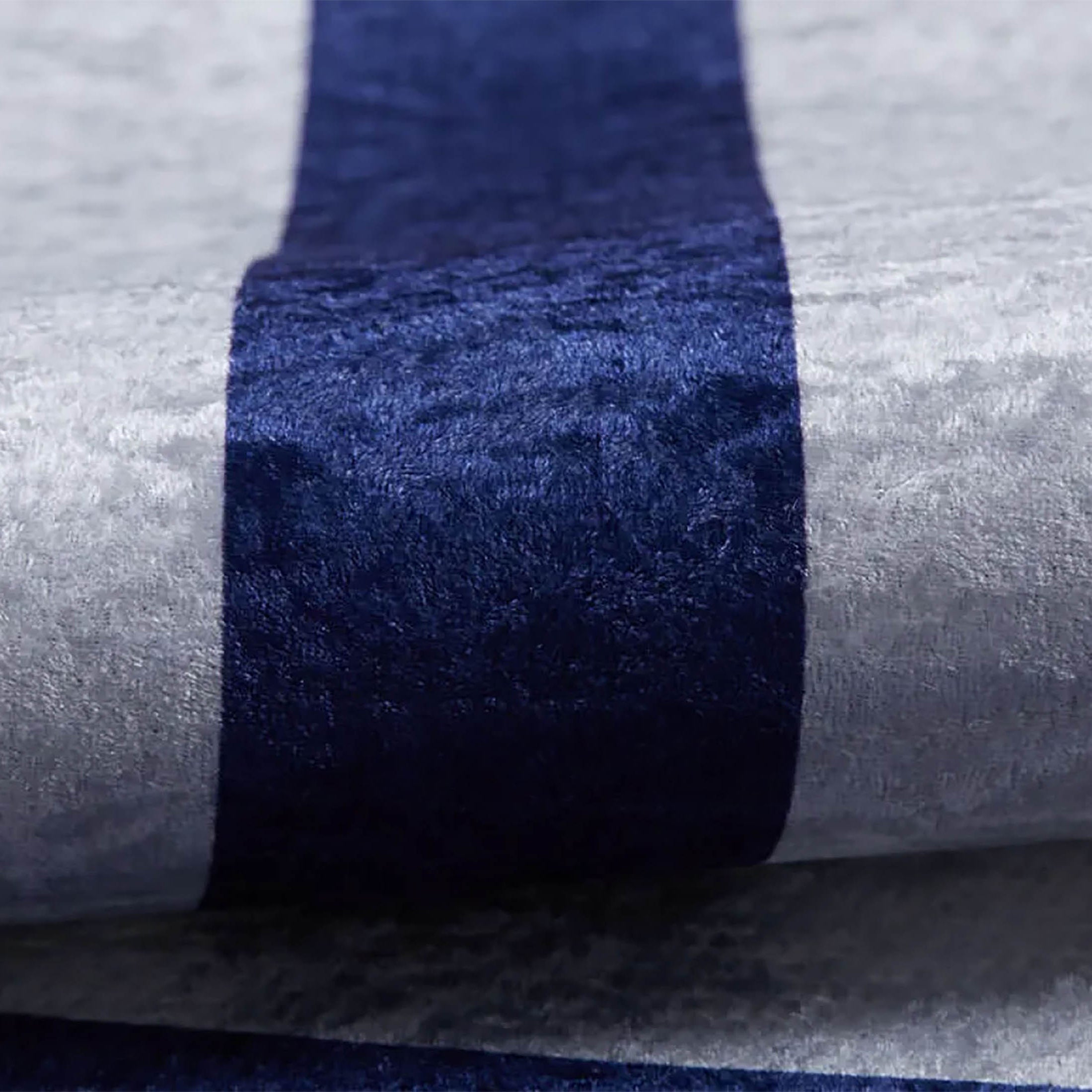 Avery Geometric Blue Luxury Bordered Rug