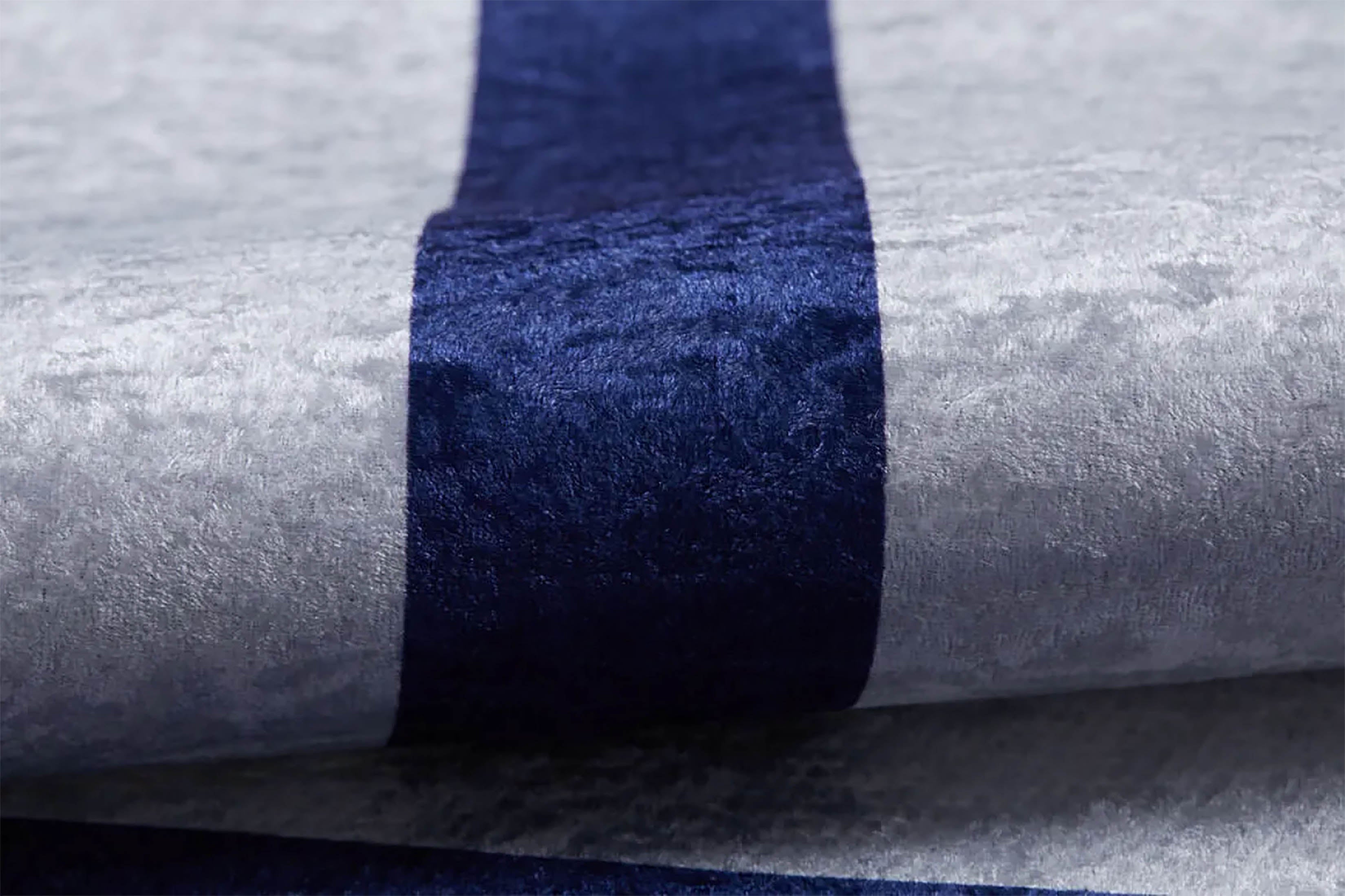 Avery Geometric Blue Luxury Bordered Rug