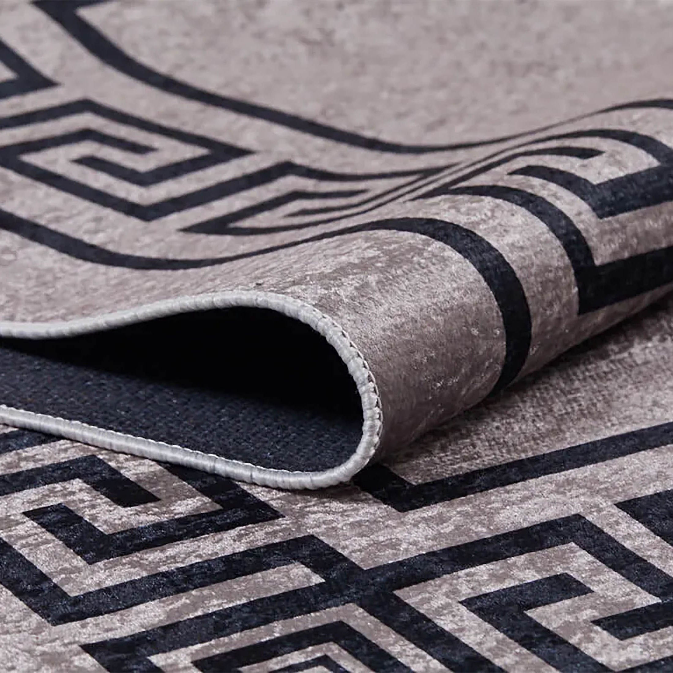 Sadie Marble Brown Greek Key Border Rug