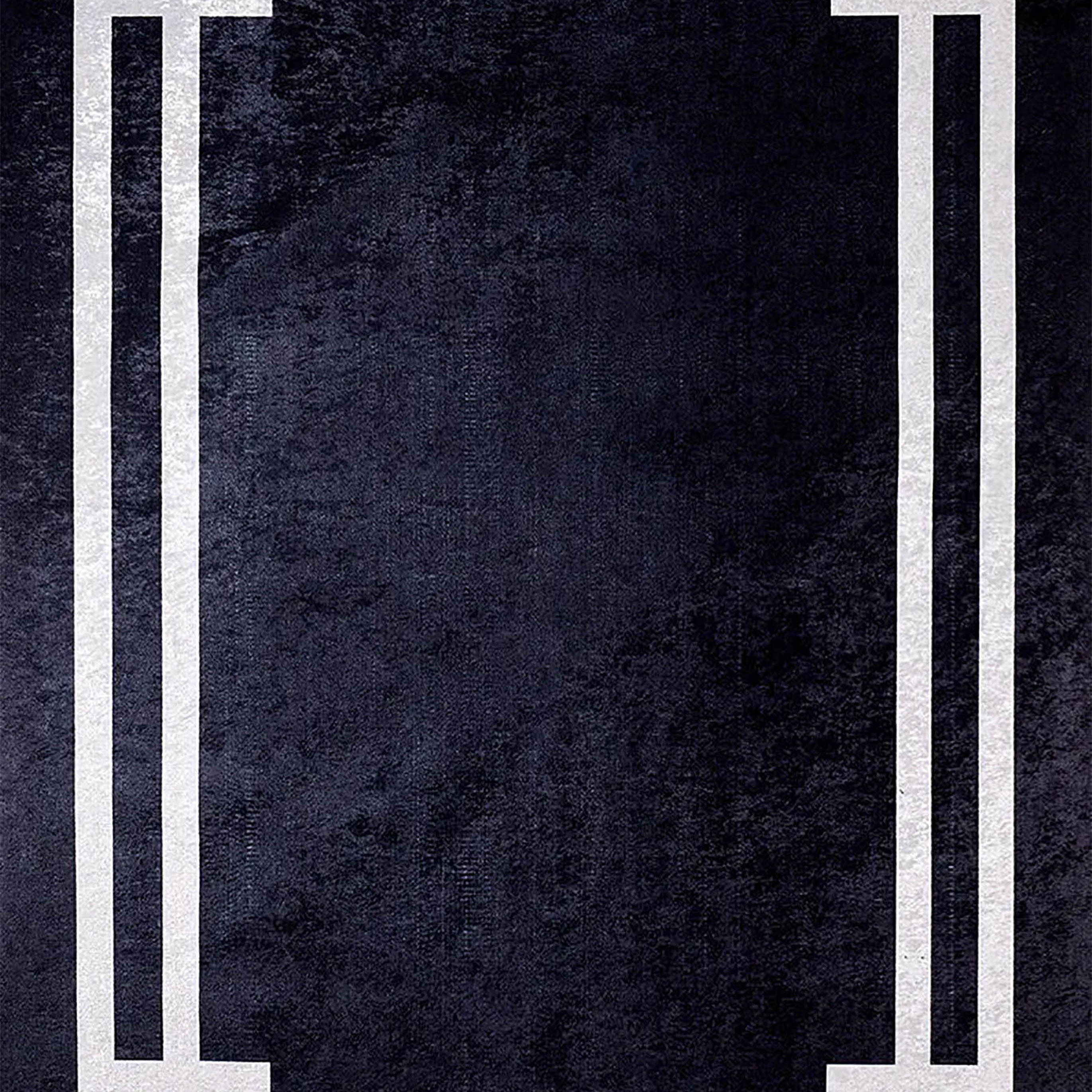 Kinsley Geometric Black Rug