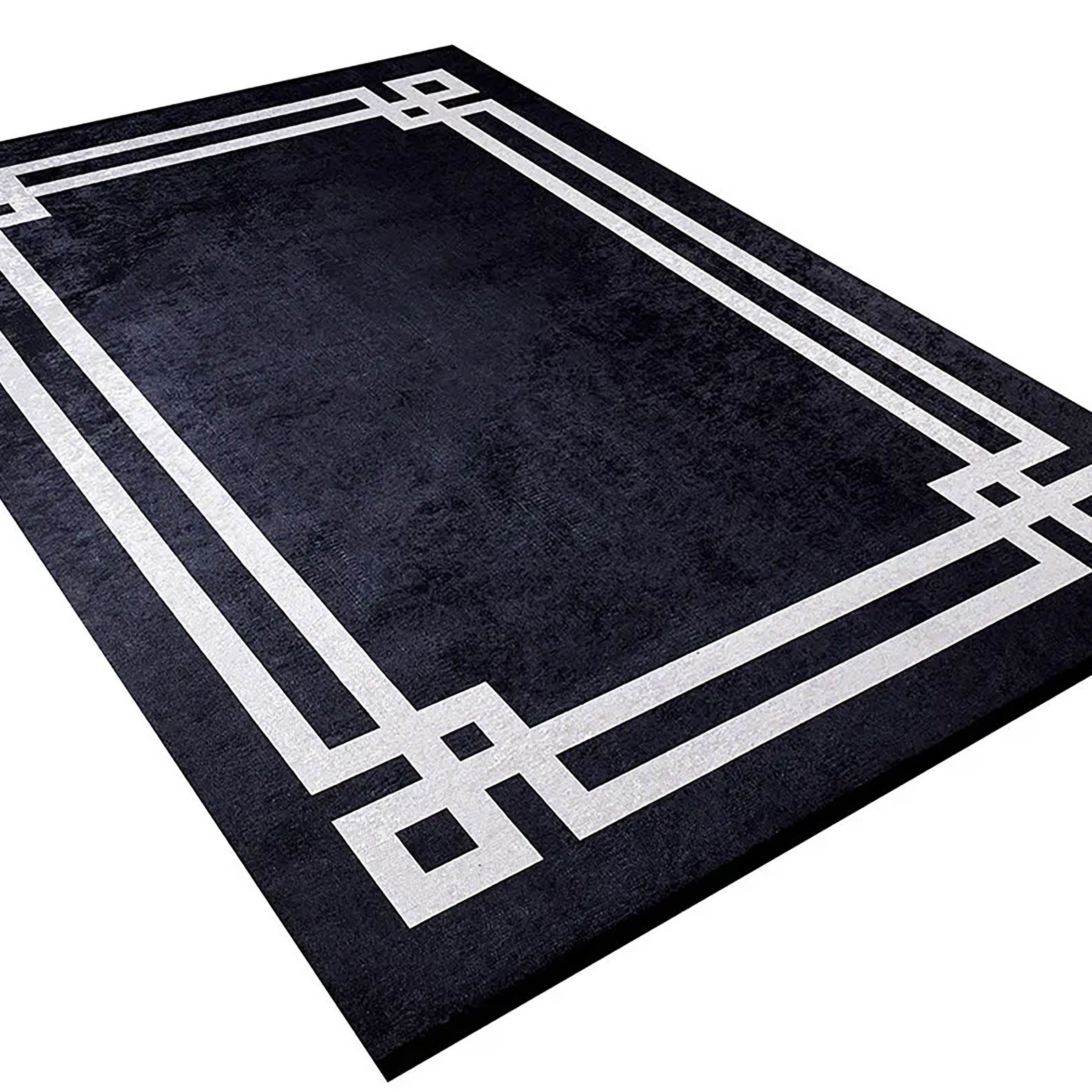 Kinsley Geometric Black Rug
