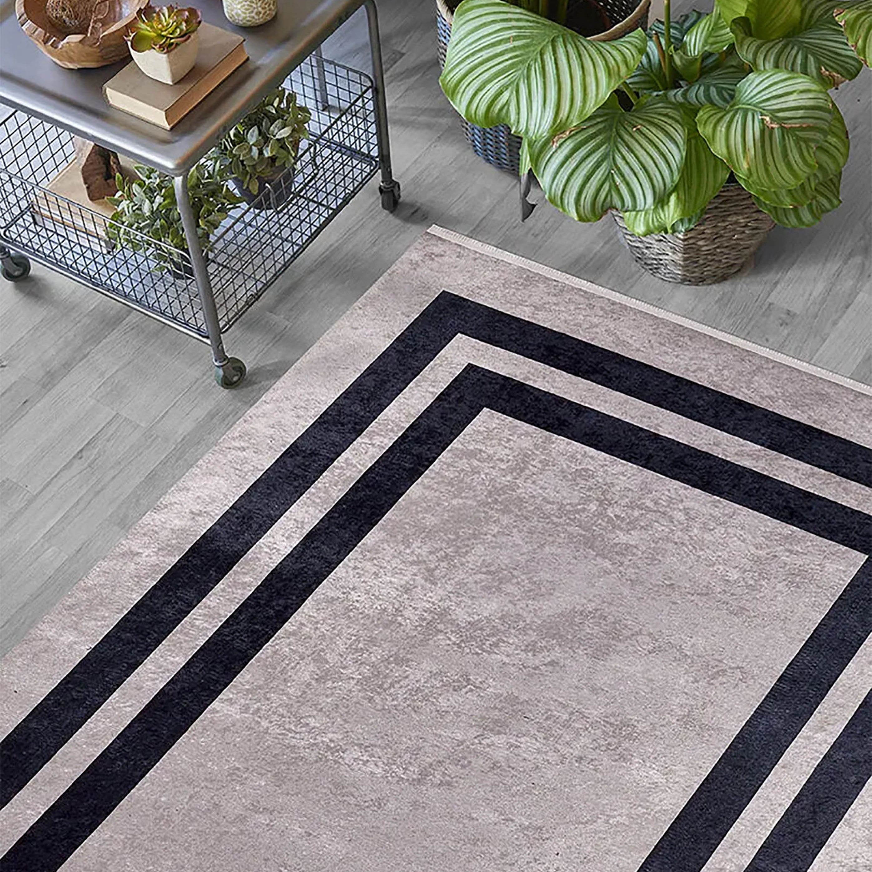 Hailey Geometric Design Luxury Rug