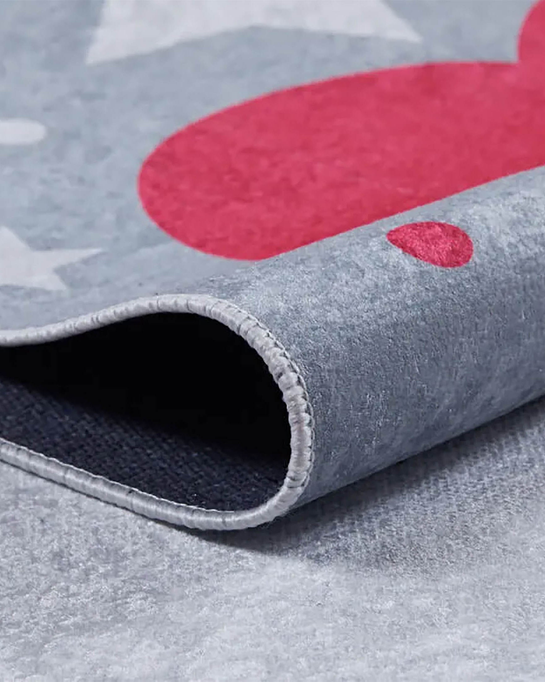 Mulan Cloudy Star Gray Red Kids Rug