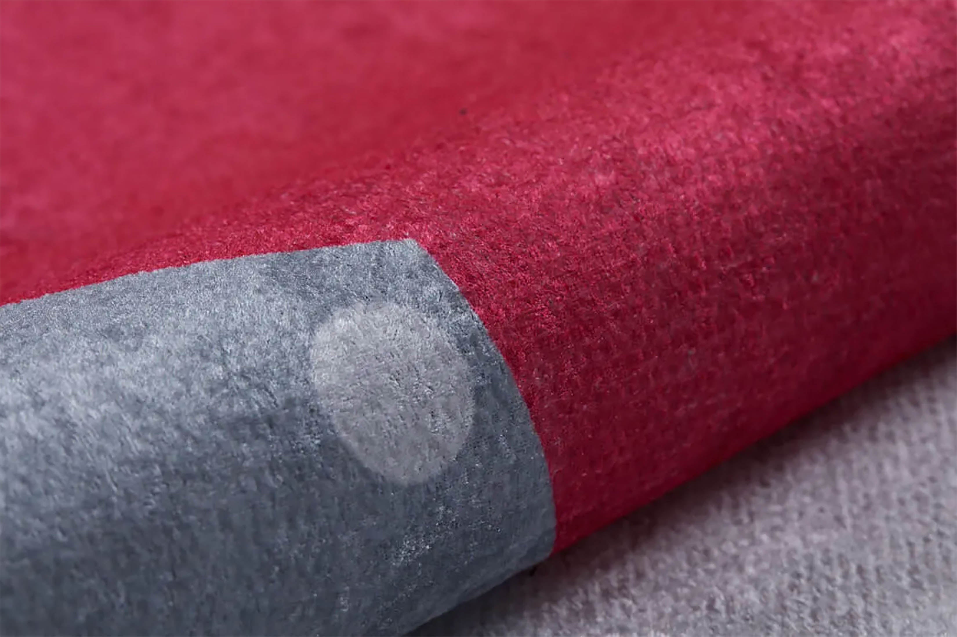 Mulan Cloudy Star Gray Red Kids Rug