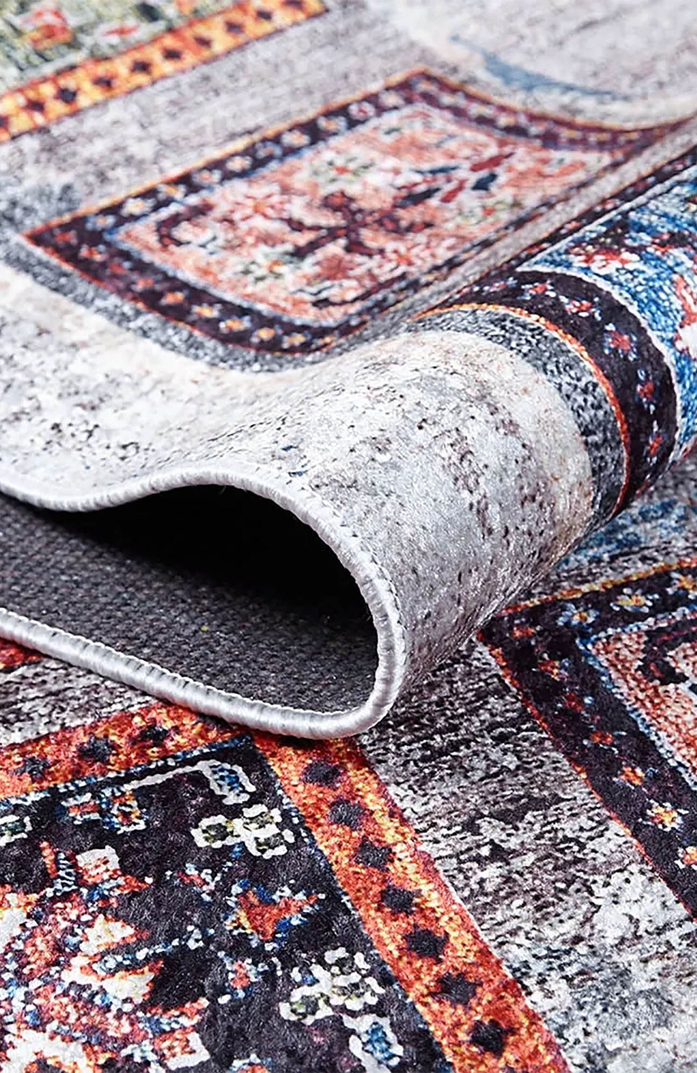 Bailee Antique Turkish Bohemian Geometric Rug