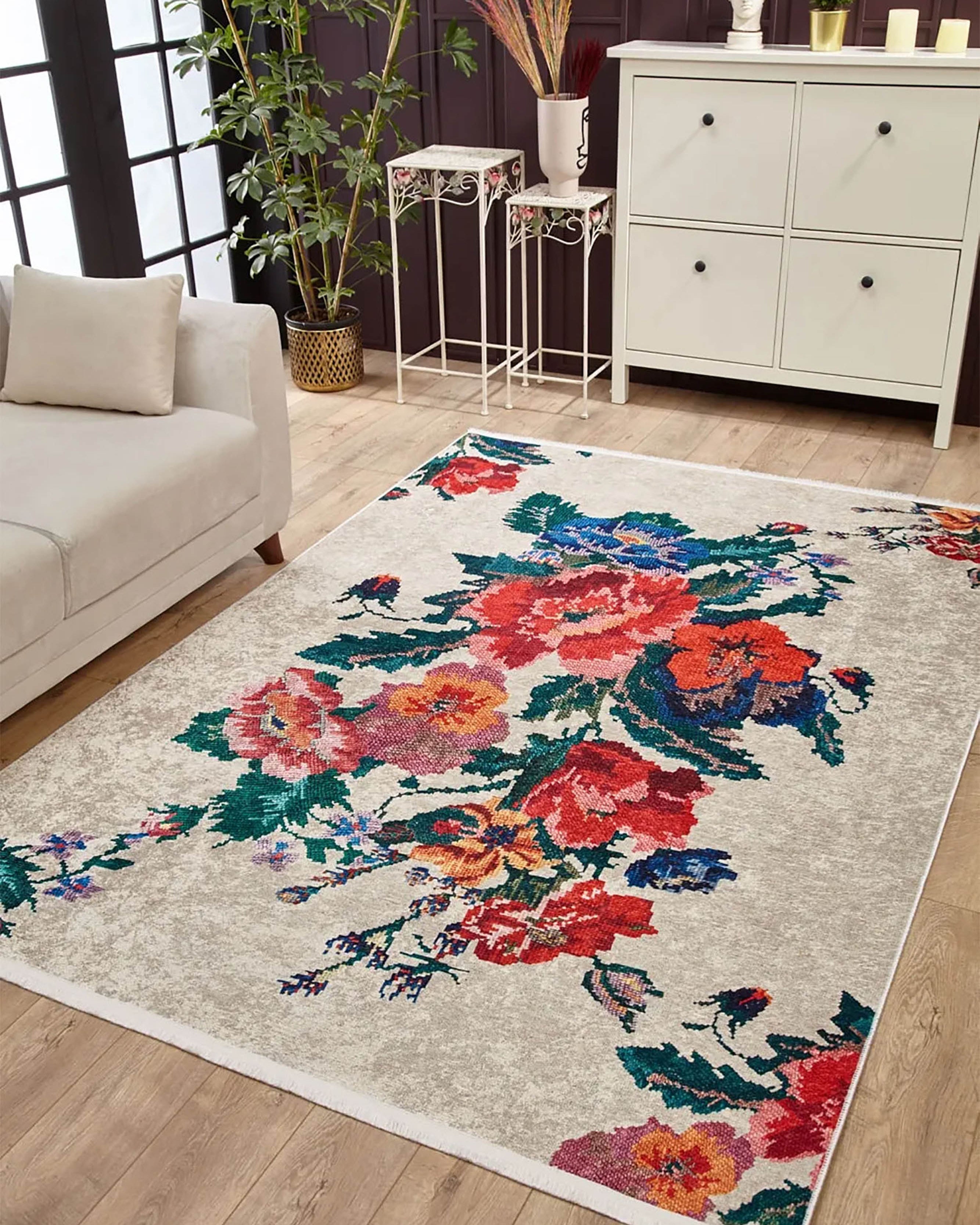 Shay Turkish Karabagh White Decorative Floral Rug
