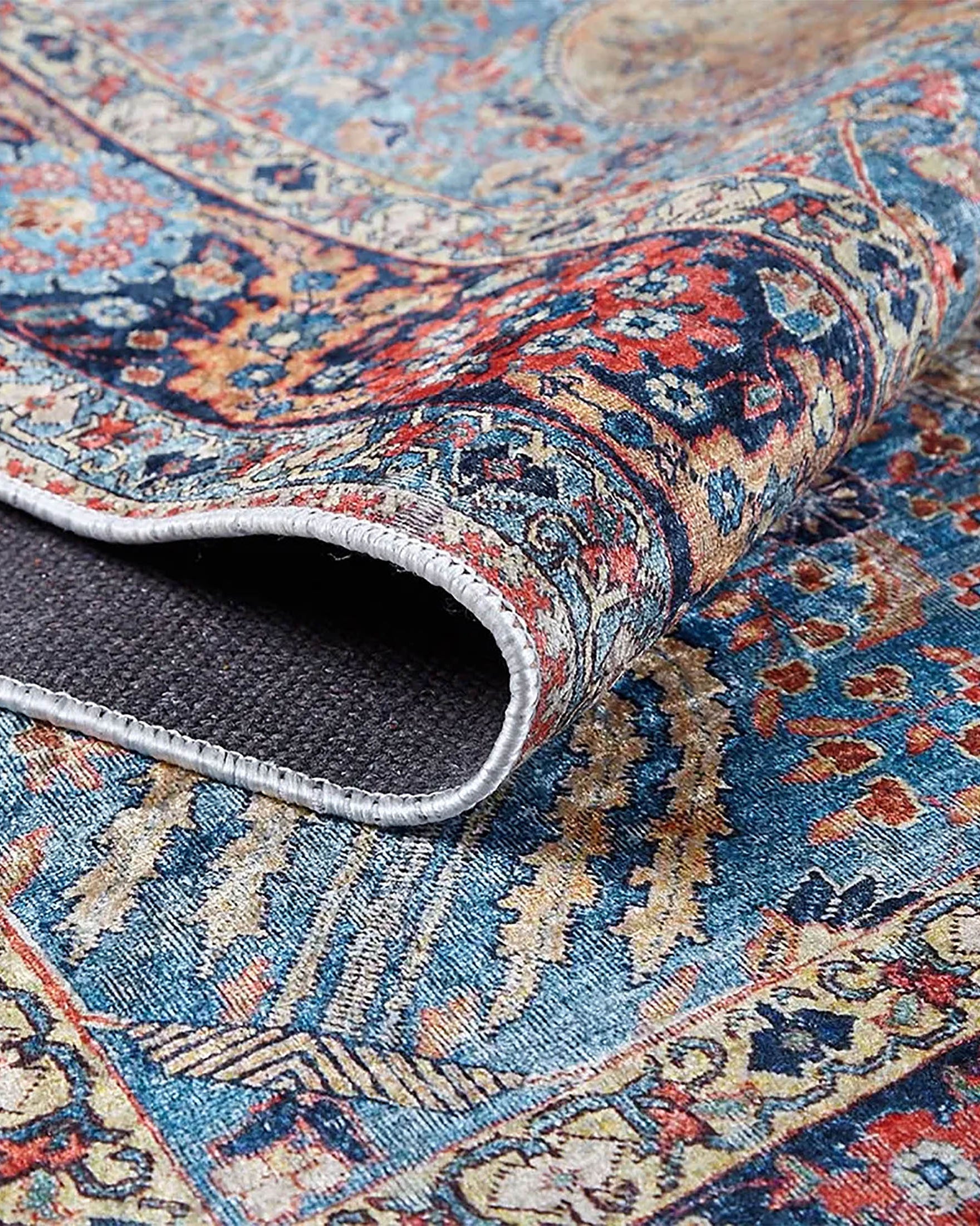 Sarahi Turkish Medallion Traditional Oriental Rug