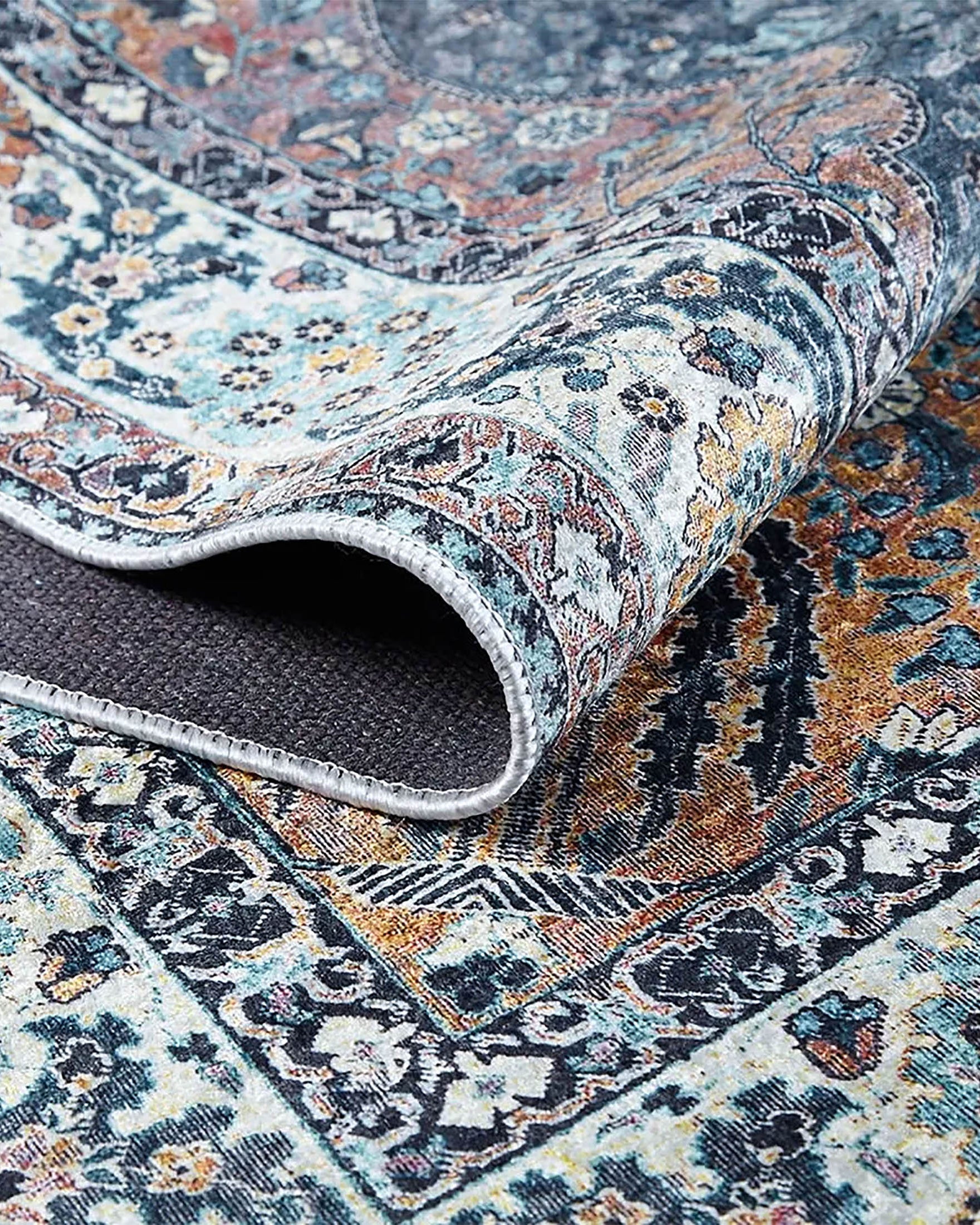 Anika Turkish Medallion Traditional Oriental Rug