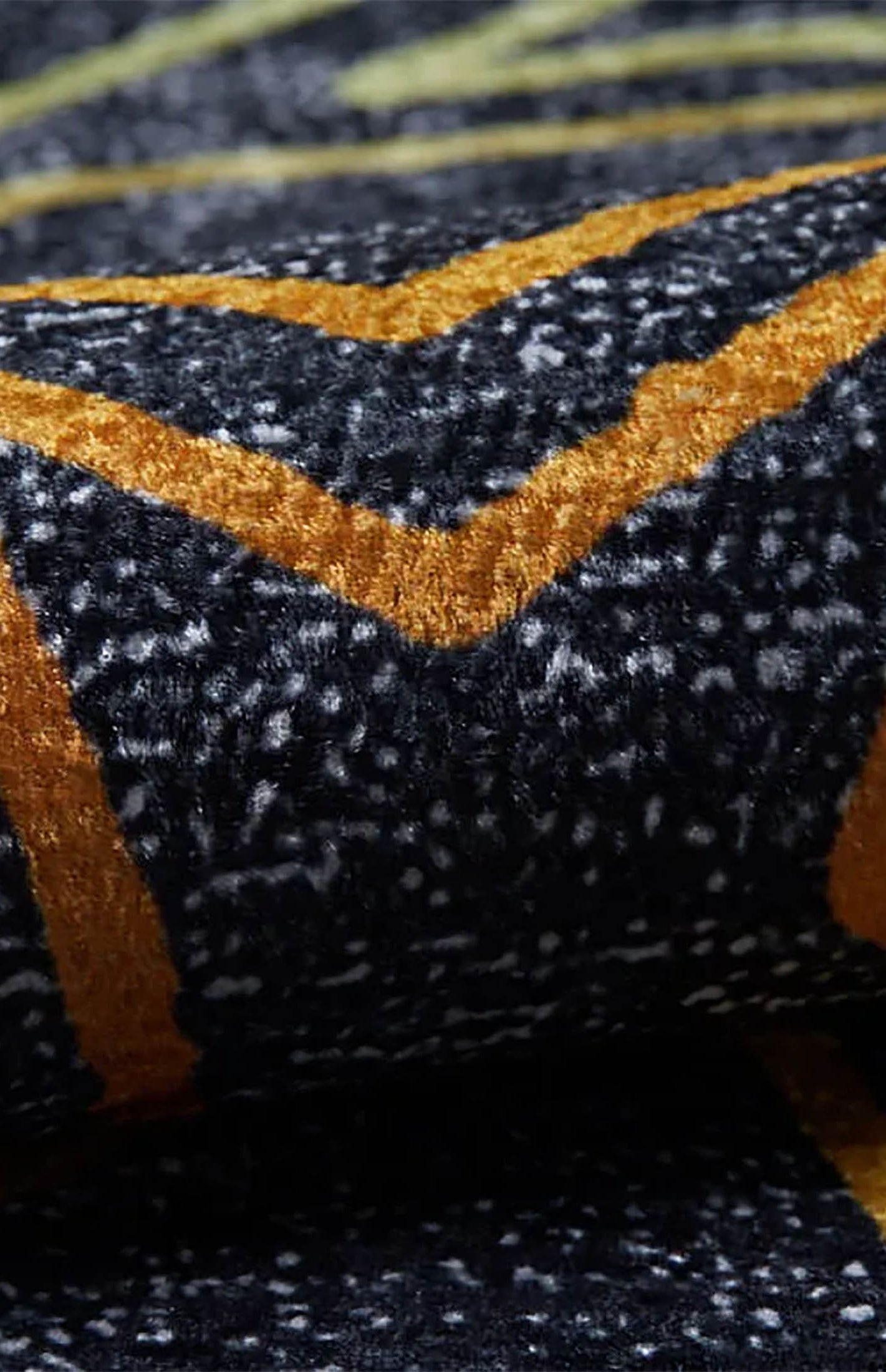 Livia Geometric Artistic Decor Contemporary Black Gold Area Rug