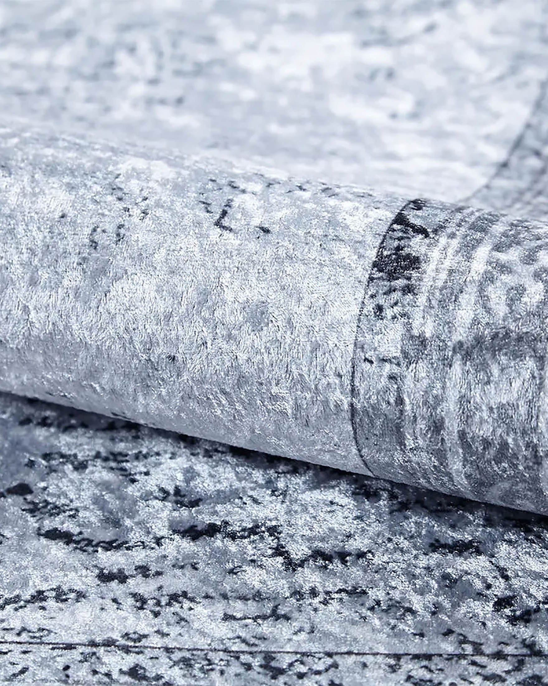 Delfin Marble Gray Greek Key Border Rug