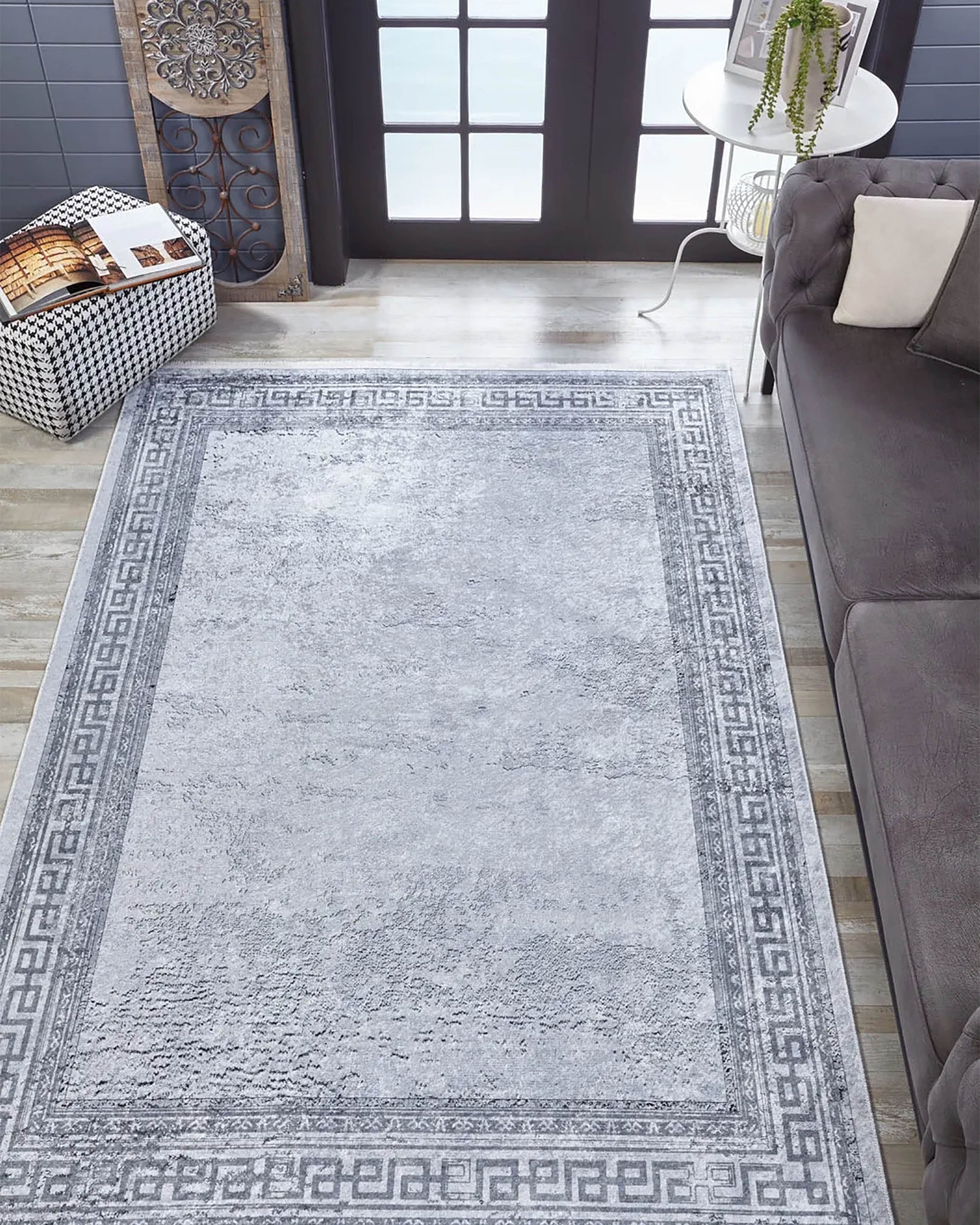 Delfin Marble Gray Greek Key Border Rug