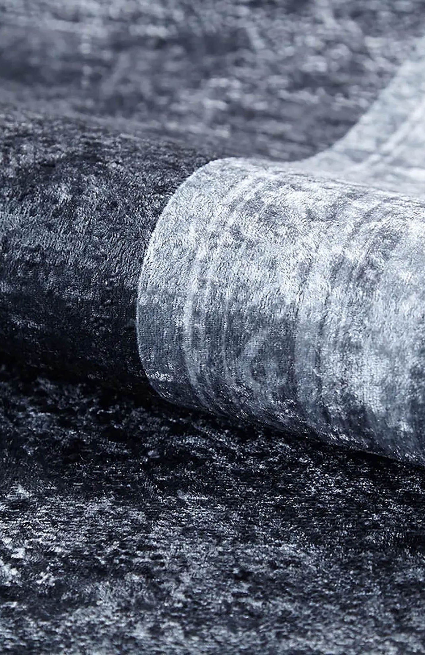 Elmira Marble Solid Grey Greek Key Border Rug