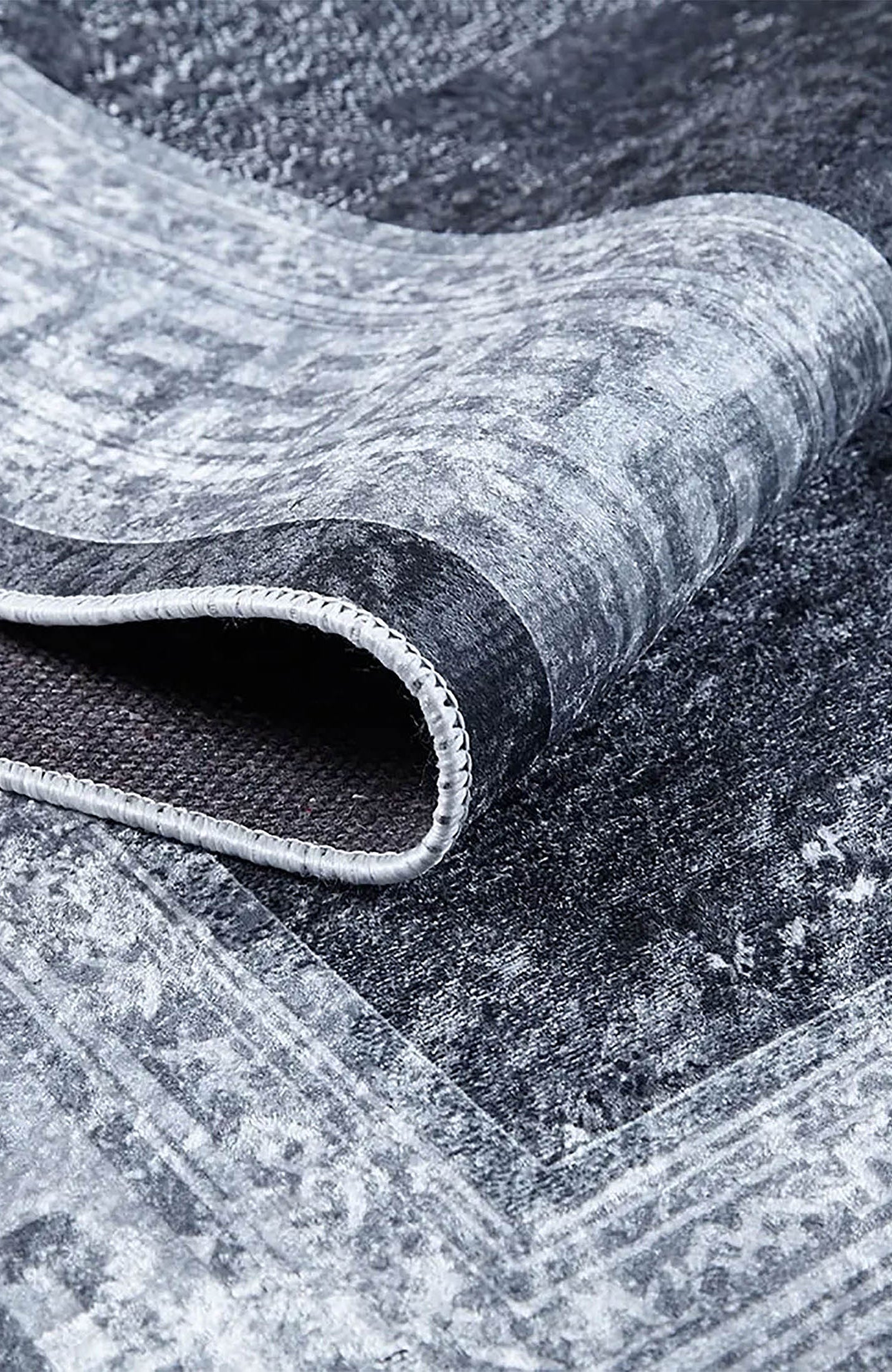 Elmira Marble Solid Grey Greek Key Border Rug