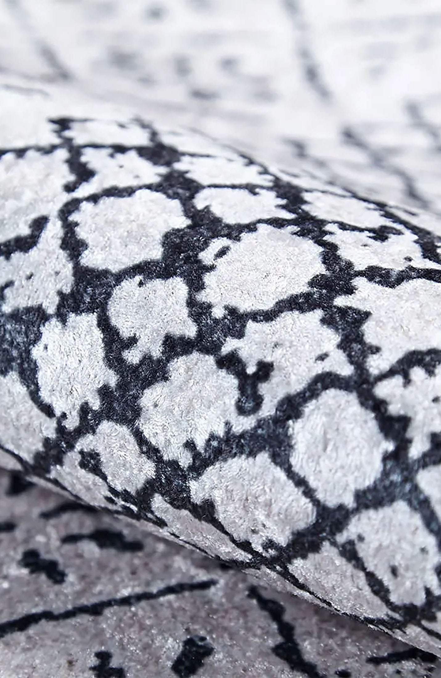 Robin Turkish Oushak Gray Geometric Rug