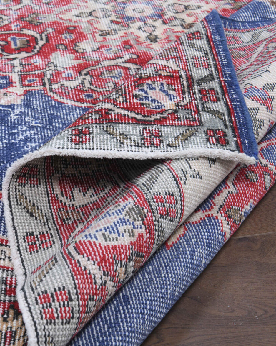 171x268 cm vintage Anatolian area rug – Isikara, low pile, wool