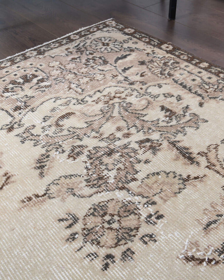 170x260 cm vintage Turkish area rug – Nausozoe, low pile, wool