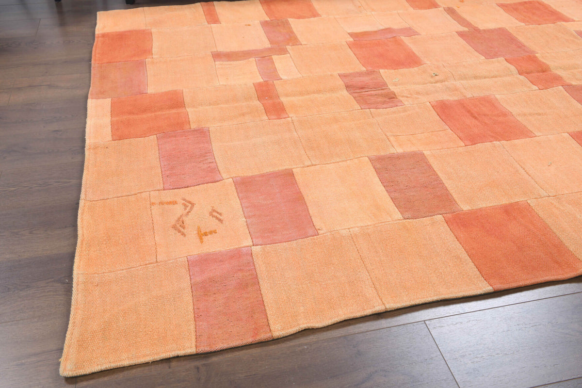 Handwoven flatweave wool kilim from Anatolia, Turkey – Vintage Area Patchwork Kilim Rug 6'3" x 7'7"