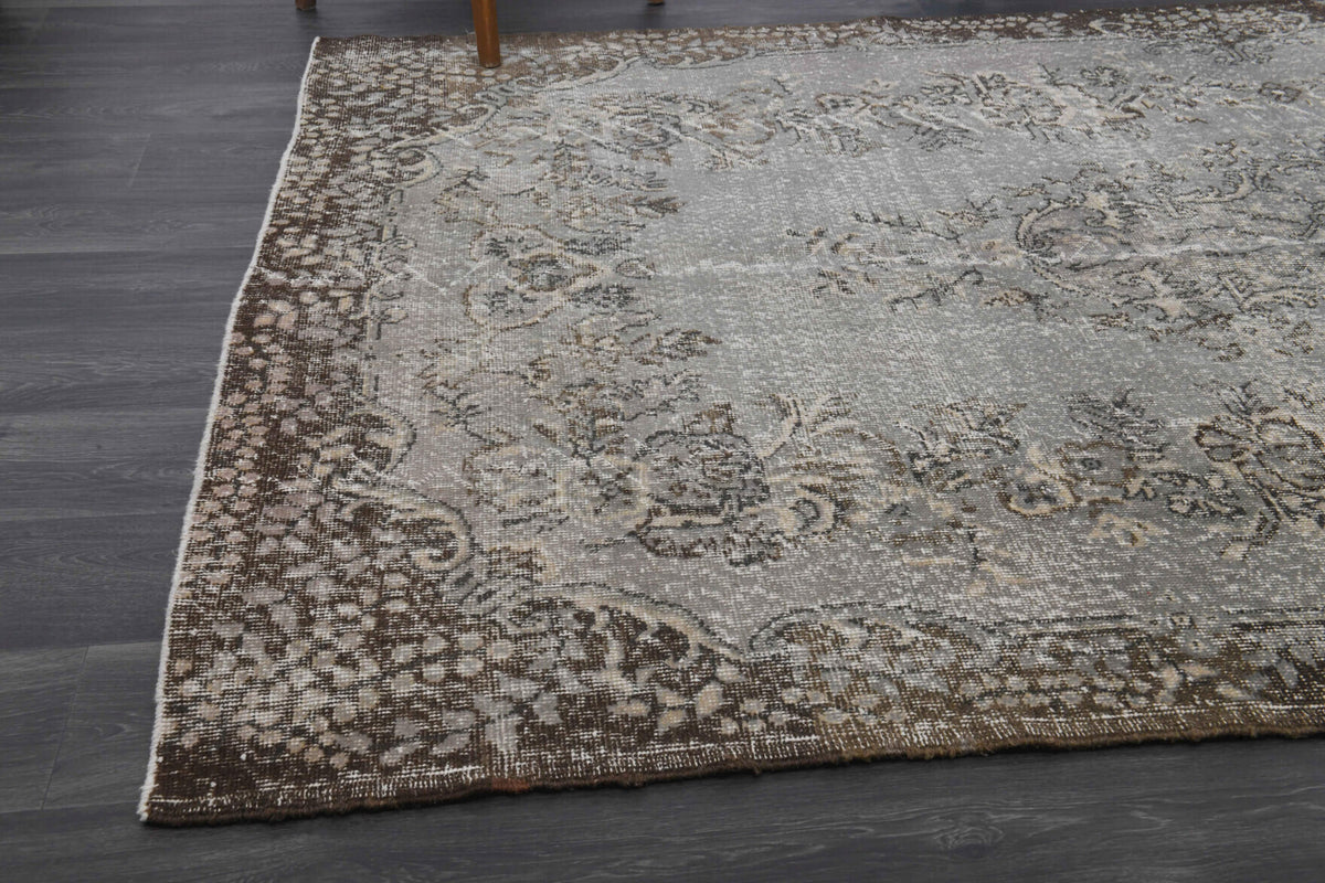 One-of-a-kind 1970s Anatolian vintage area rug in wool, 6' x 9'8"