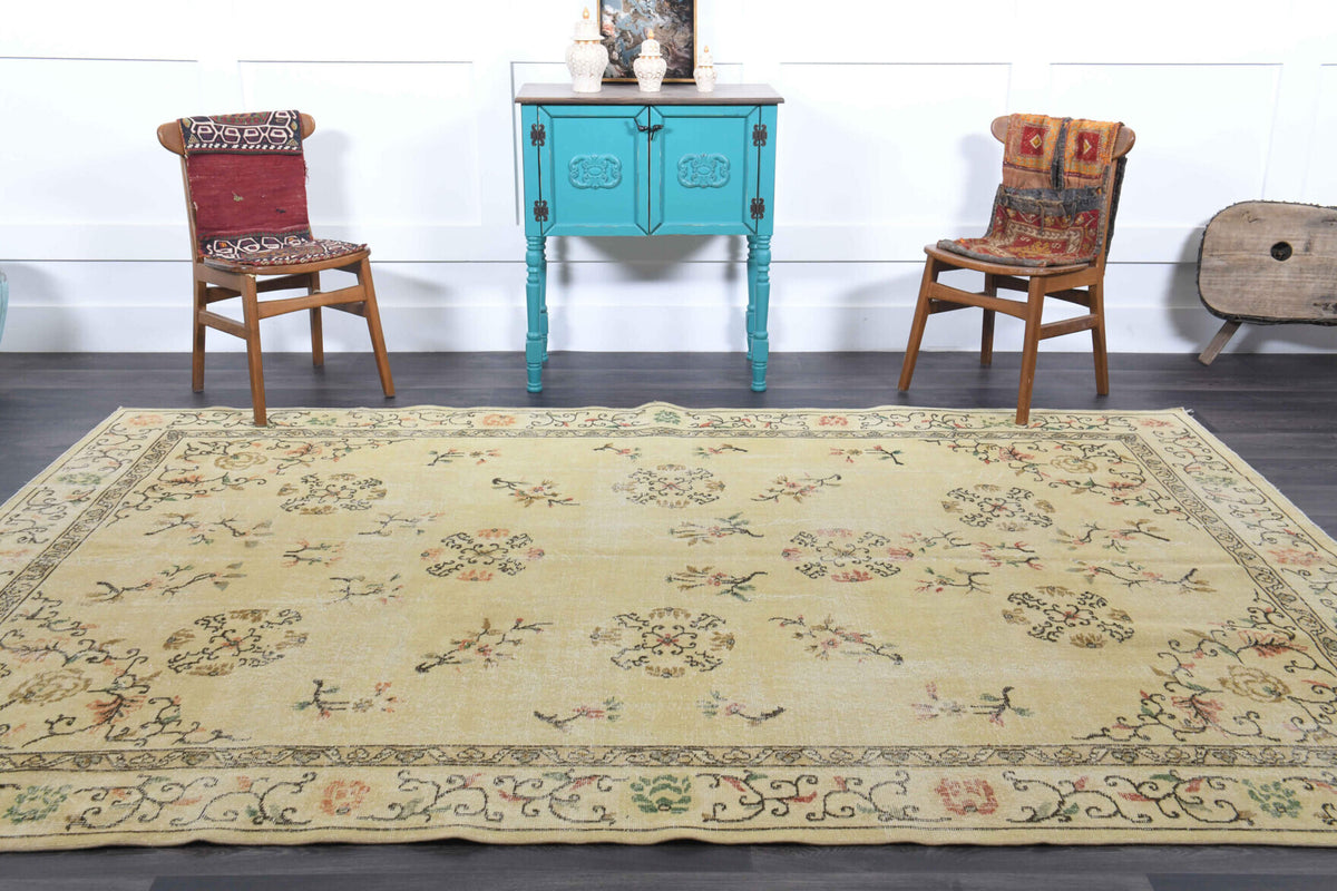 Beige Vintage Oushak Area Rug