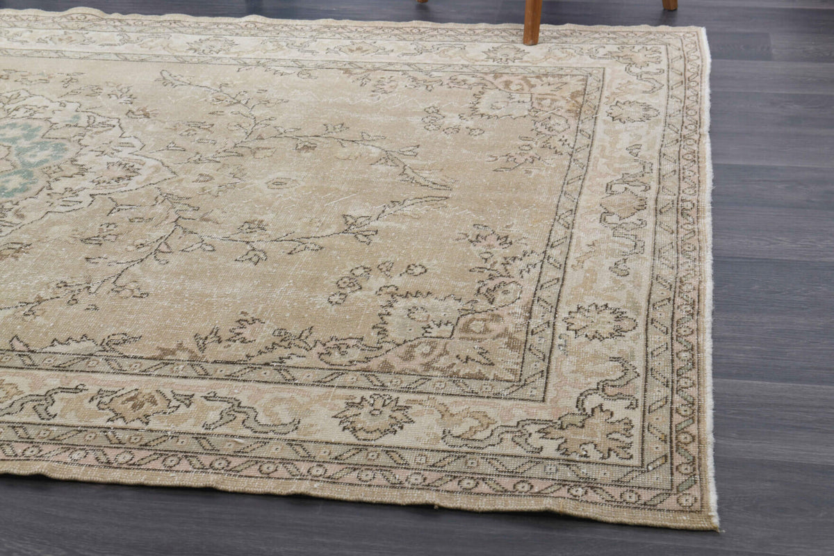 194x299 cm vintage Anatolian area rug – Rhododike, low pile, wool