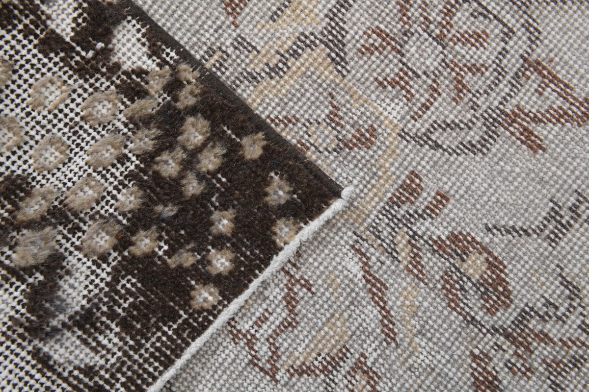 Handmade wool rug from Anatolia, Turkey – 6x9 Vintage Gray Anatolian Rug 5'10" x 9'5"