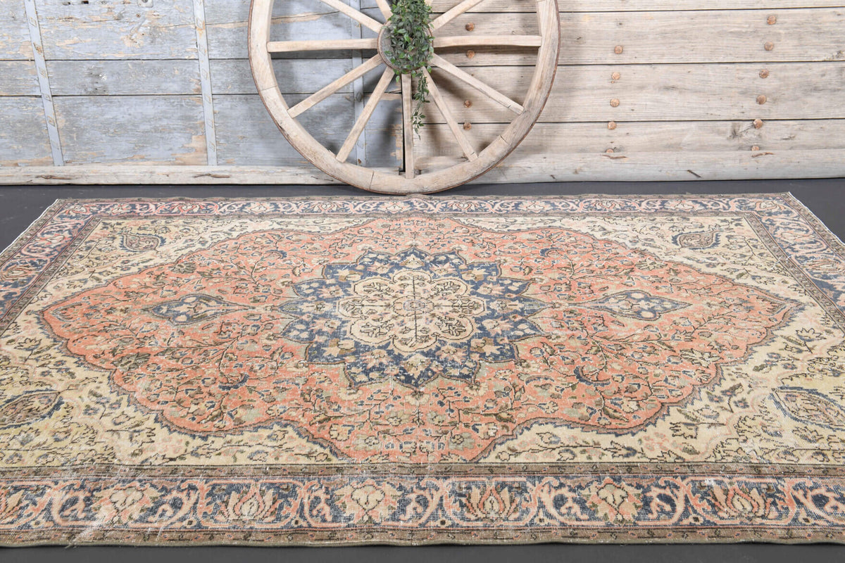 Polynesia rug: 1970s handmade Persian rug with oriental motifs and cotton backing
