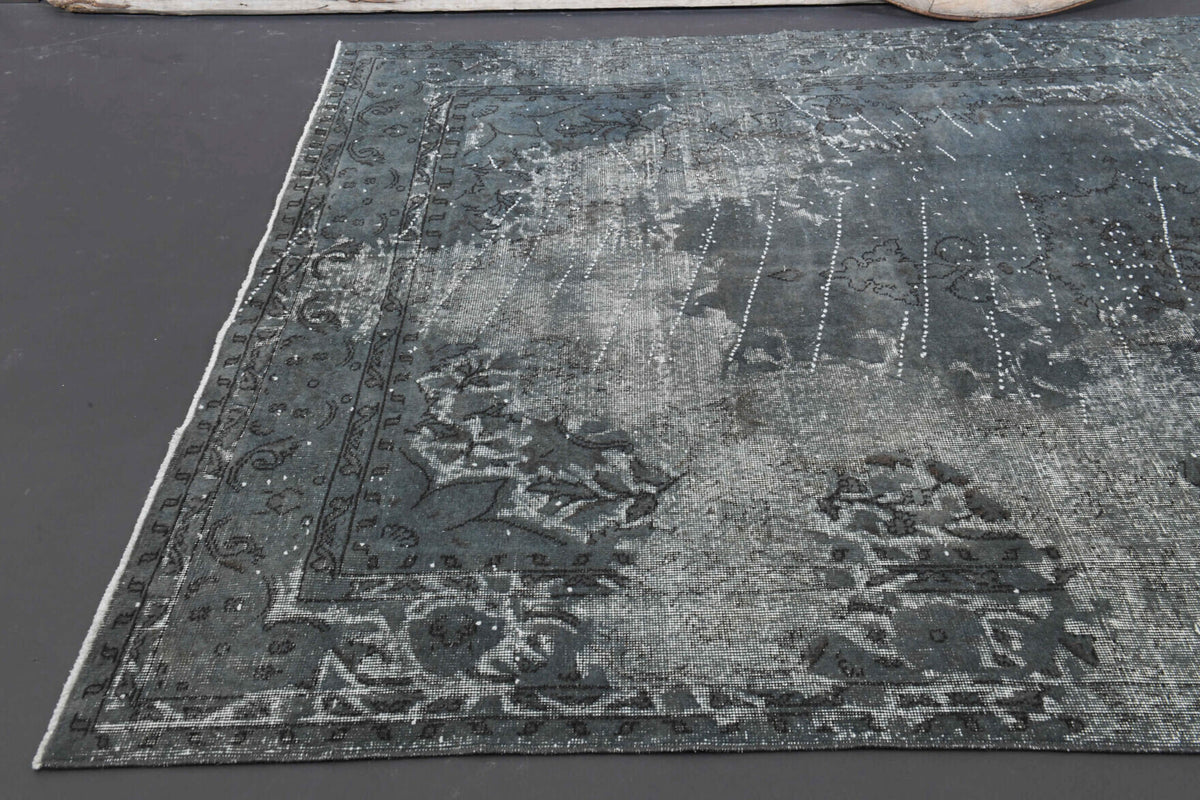 One-of-a-kind 1970s Anatolian vintage area rug in wool, 6'7" x 9'8"