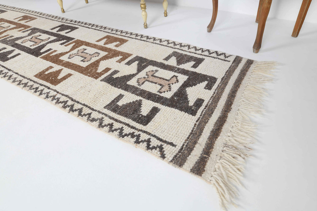 Vintage Runner Rug - 28005