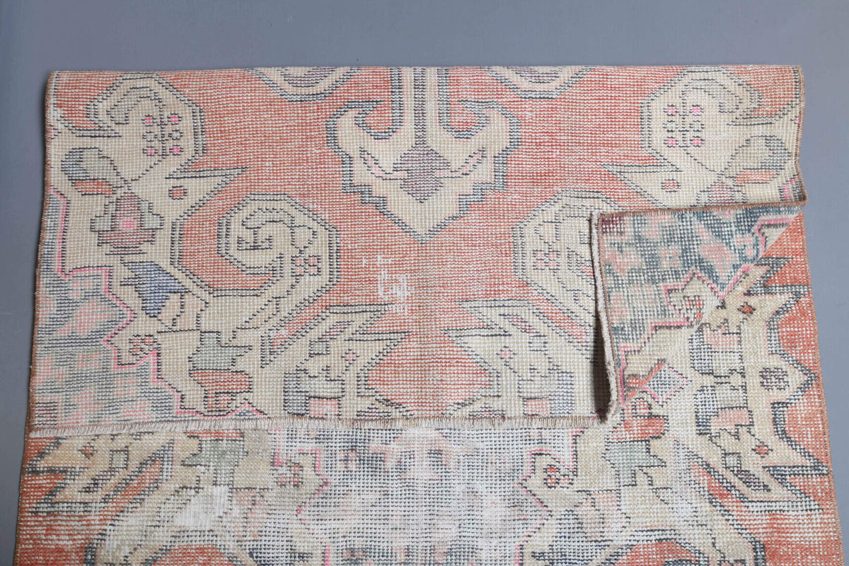 Handmade wool rug from Anatolia, Turkey – Vintage Oushak Throw Rug 3'5" x 6'