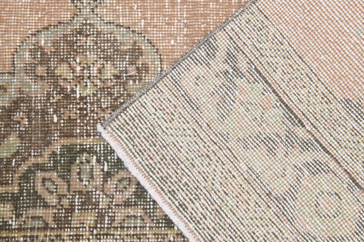Vintage Anatolian Runner Rug - 32836
