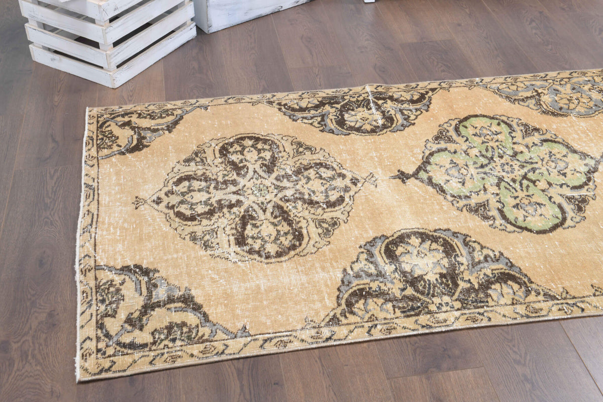 Authentic Anatolian vintage runner rug (1970s) with oriental design – one-of-a-kind at Fame Rugs