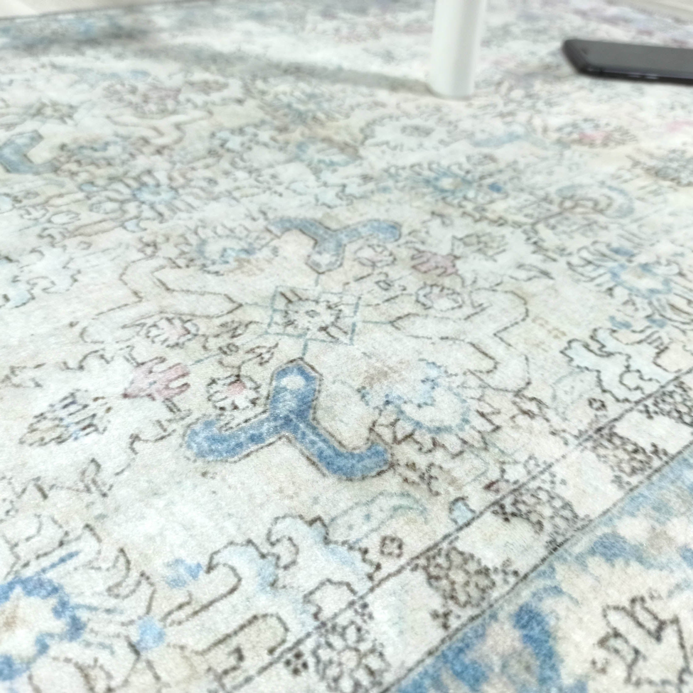 Bowie Neutral Blue Floral Turkish 2x3 Rug