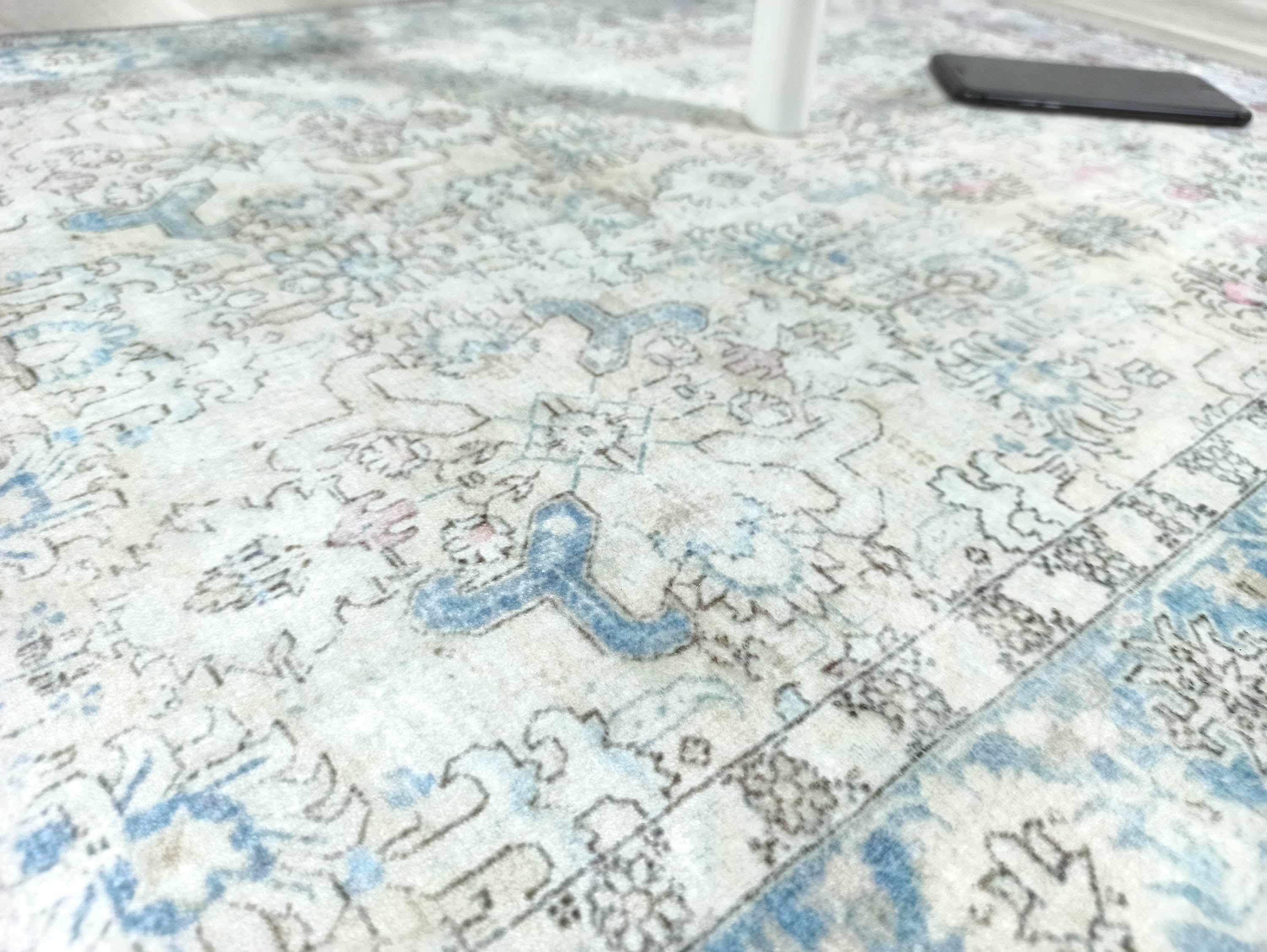 Bowie Neutral Blue Floral Turkish 2x3 Rug