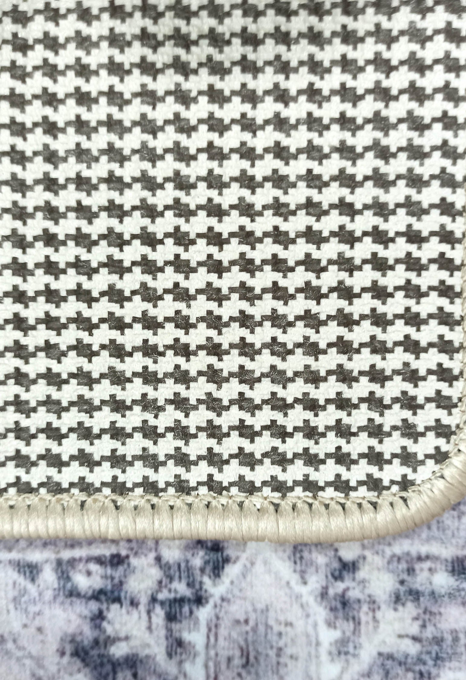 Mayven Neutral Beige Lavender Heriz Persian 2x3 Rug