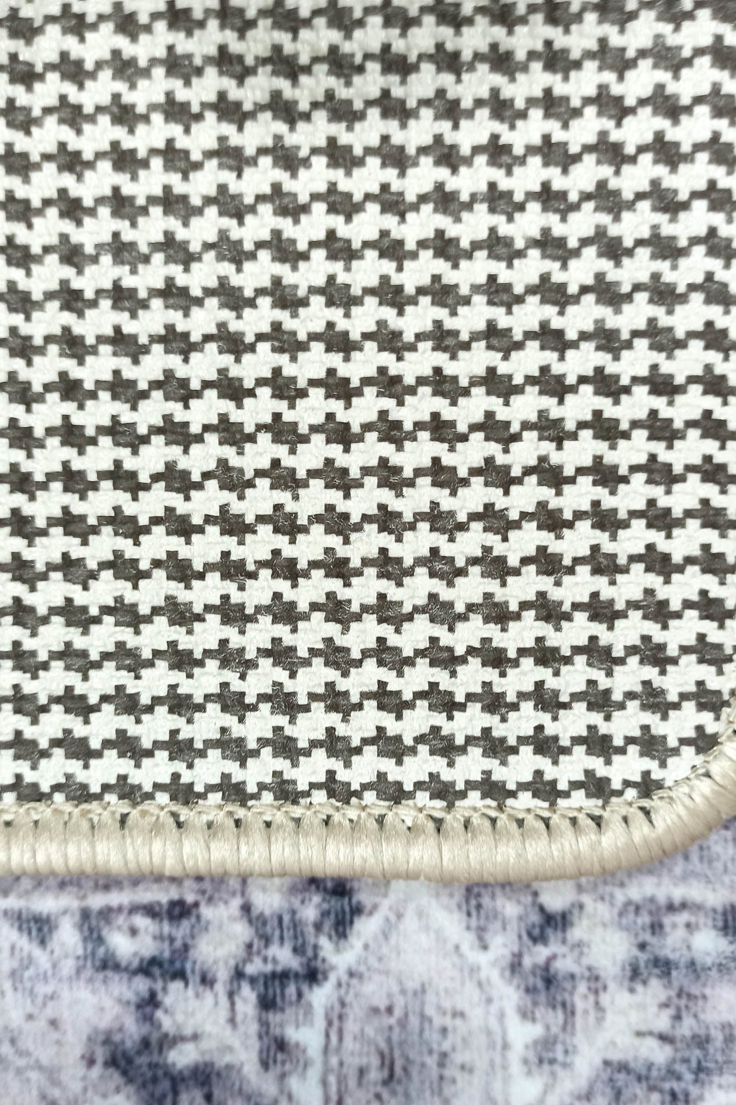 Mayven Neutral Beige Lavender Heriz Persian 2x3 Rug