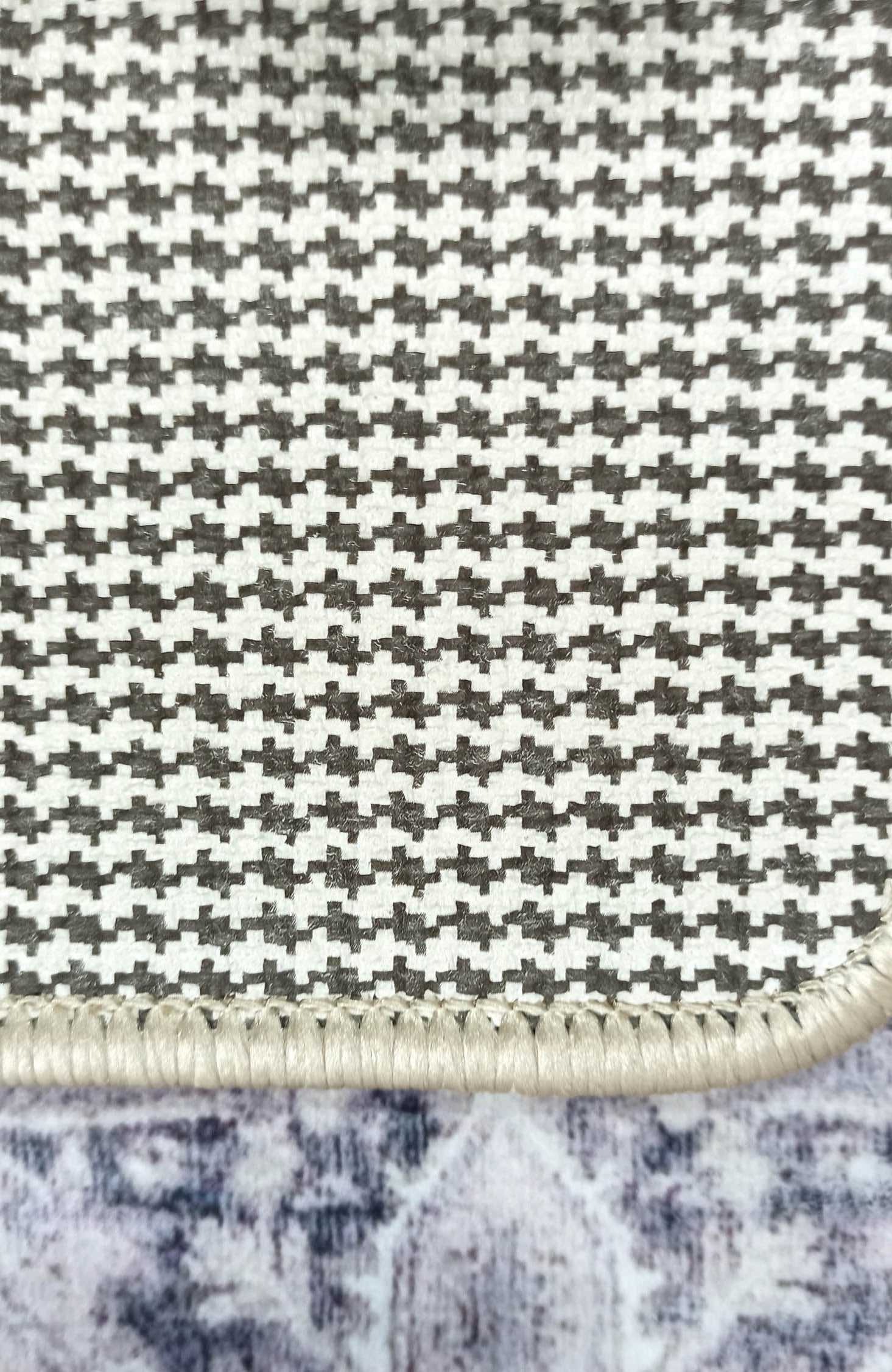 Mayven Neutral Beige Lavender Heriz Persian 2x3 Rug